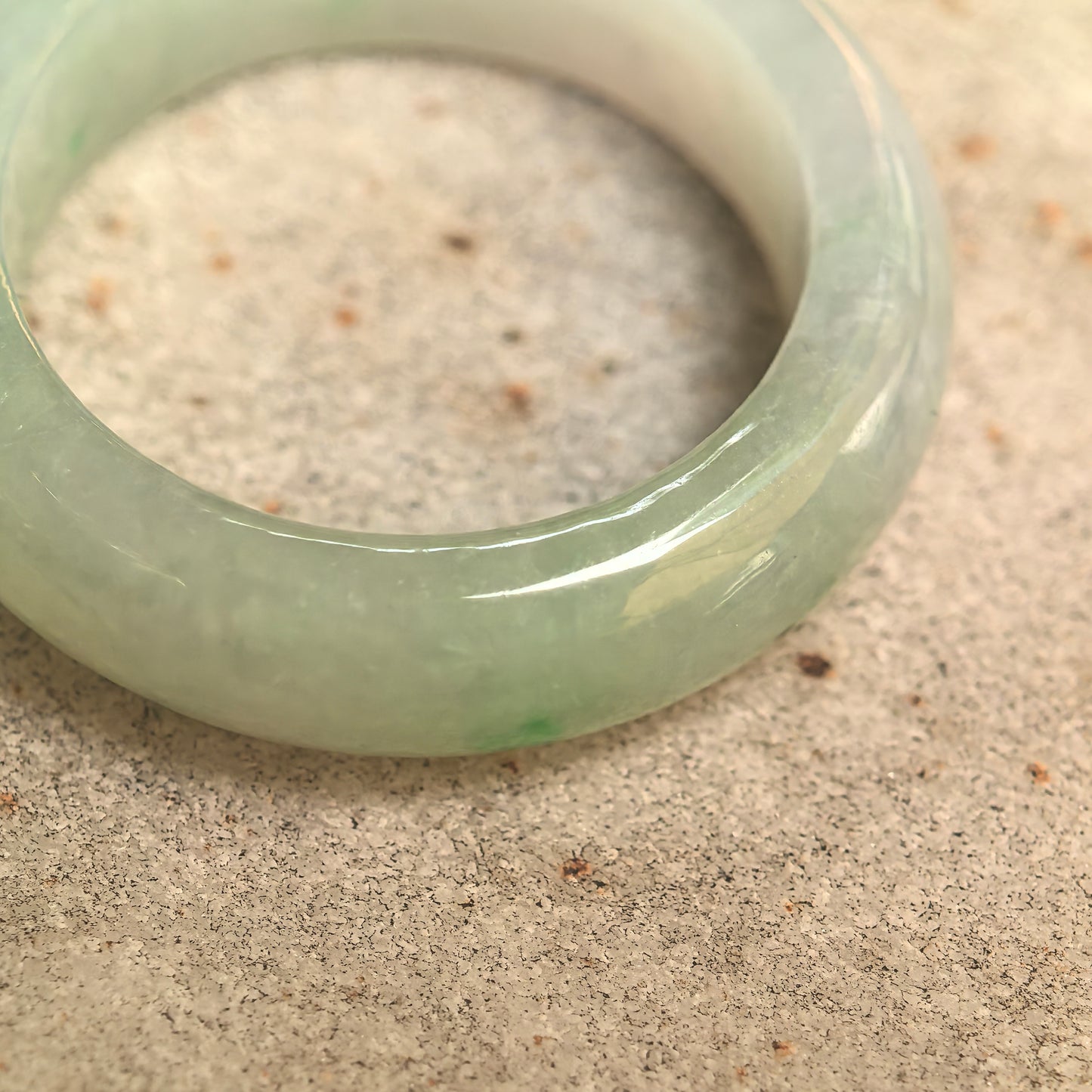 Natural Grade-A Glutinous Pale Green Jadeite Ring Band · Burmese Jade US7