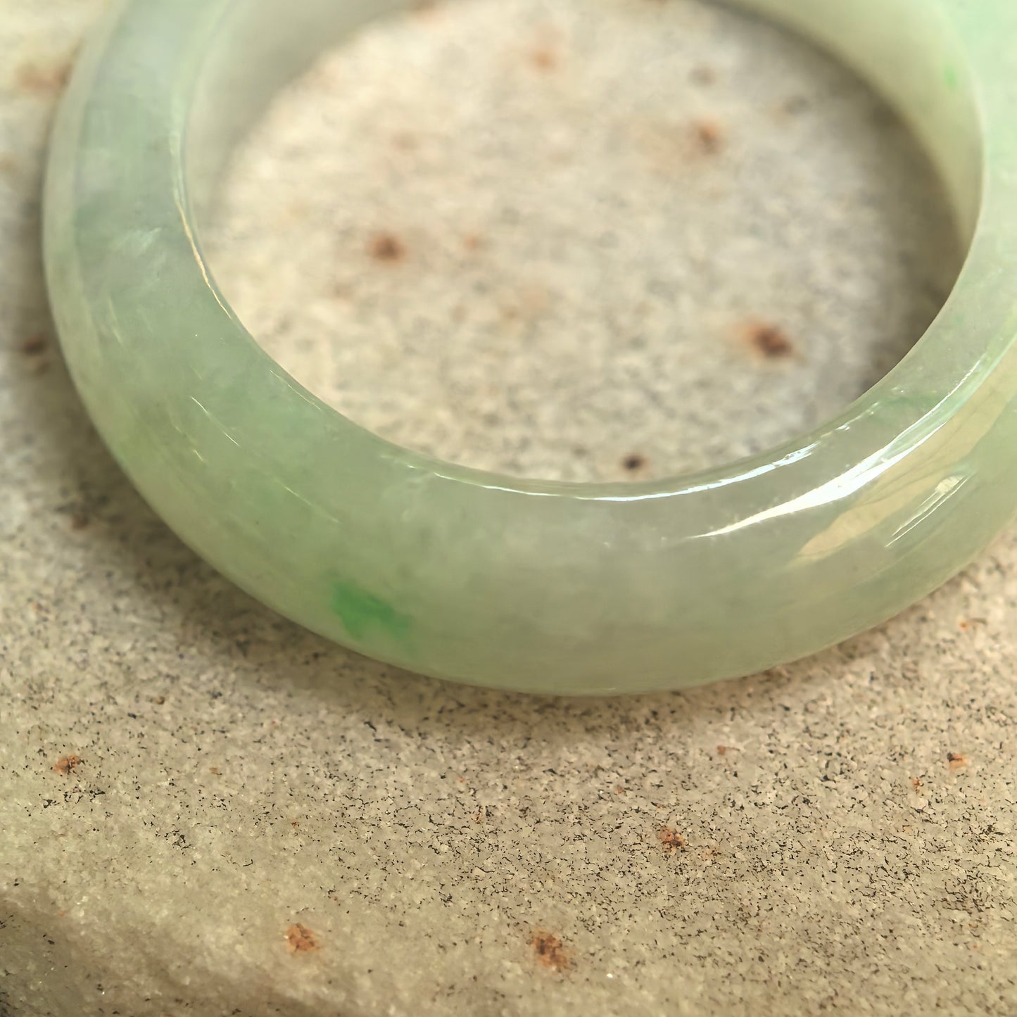 Natural Grade-A Glutinous Pale Green Jadeite Ring Band · Burmese Jade US7