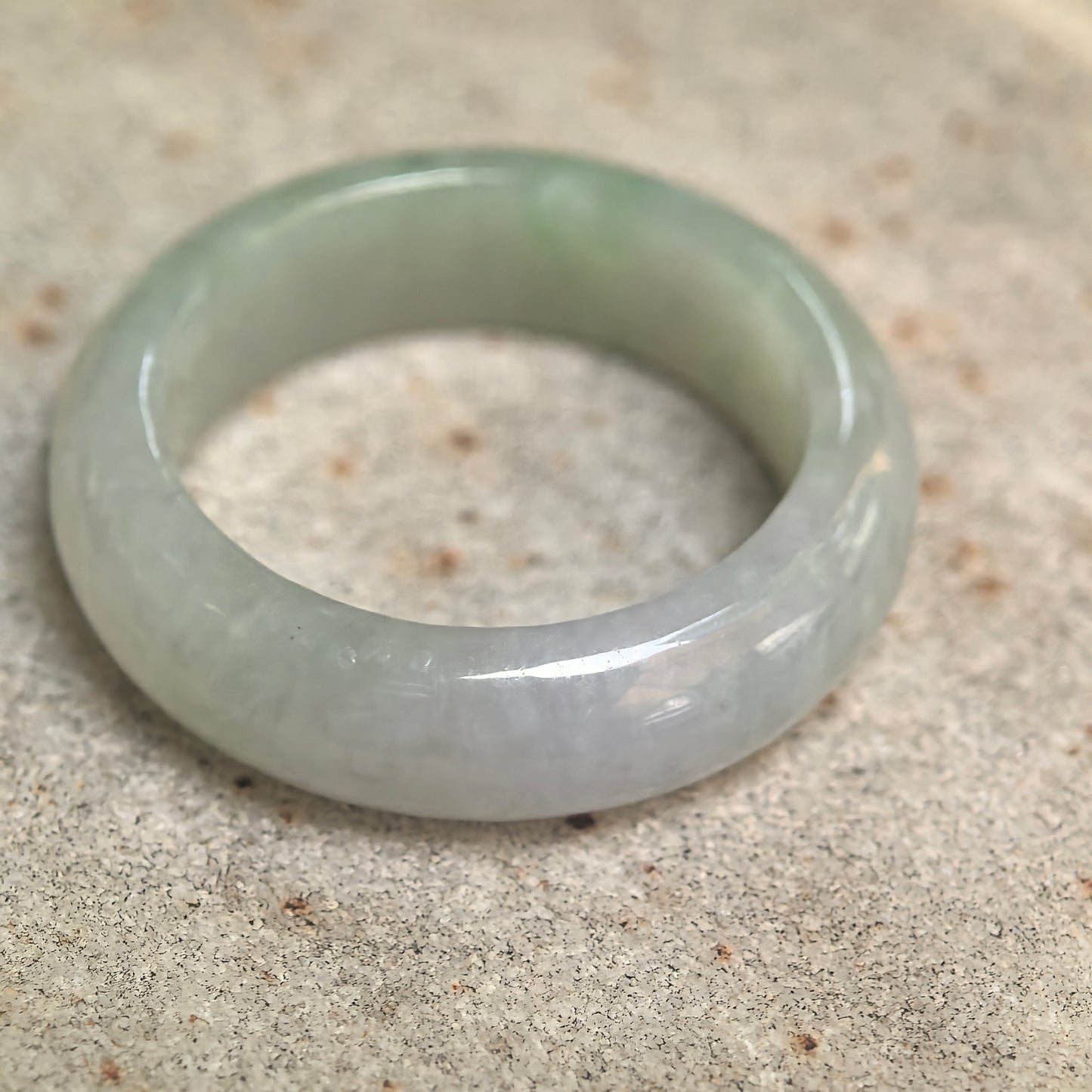 Natural Grade-A Glutinous Light Green Jadeite Ring Band · Burmese Jade US5.5