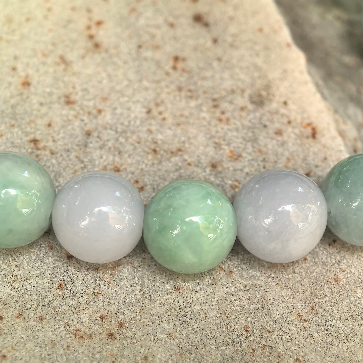 Natural Grade-A Glutinous Light Spring Bead Jadeite Bracelet · Burmese Jade 9.5mm