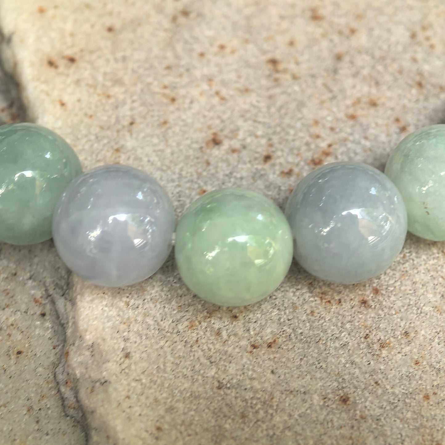 Natural Grade-A Glutinous Light Spring Bead Jadeite Bracelet · Burmese Jade 9.5mm