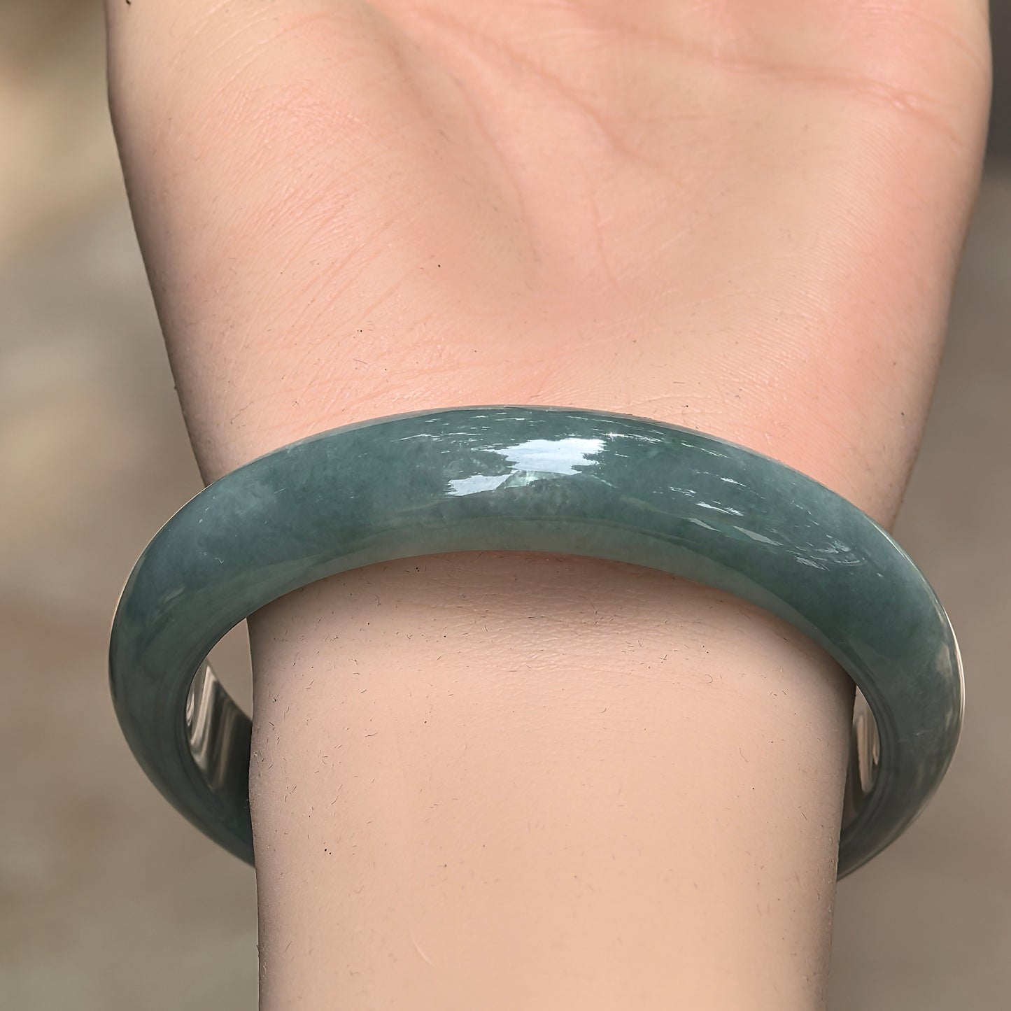 Natural Grade-A Glutinous Oil-Green D-Shape Jadeite Bangle · Burmese Jade 59mm