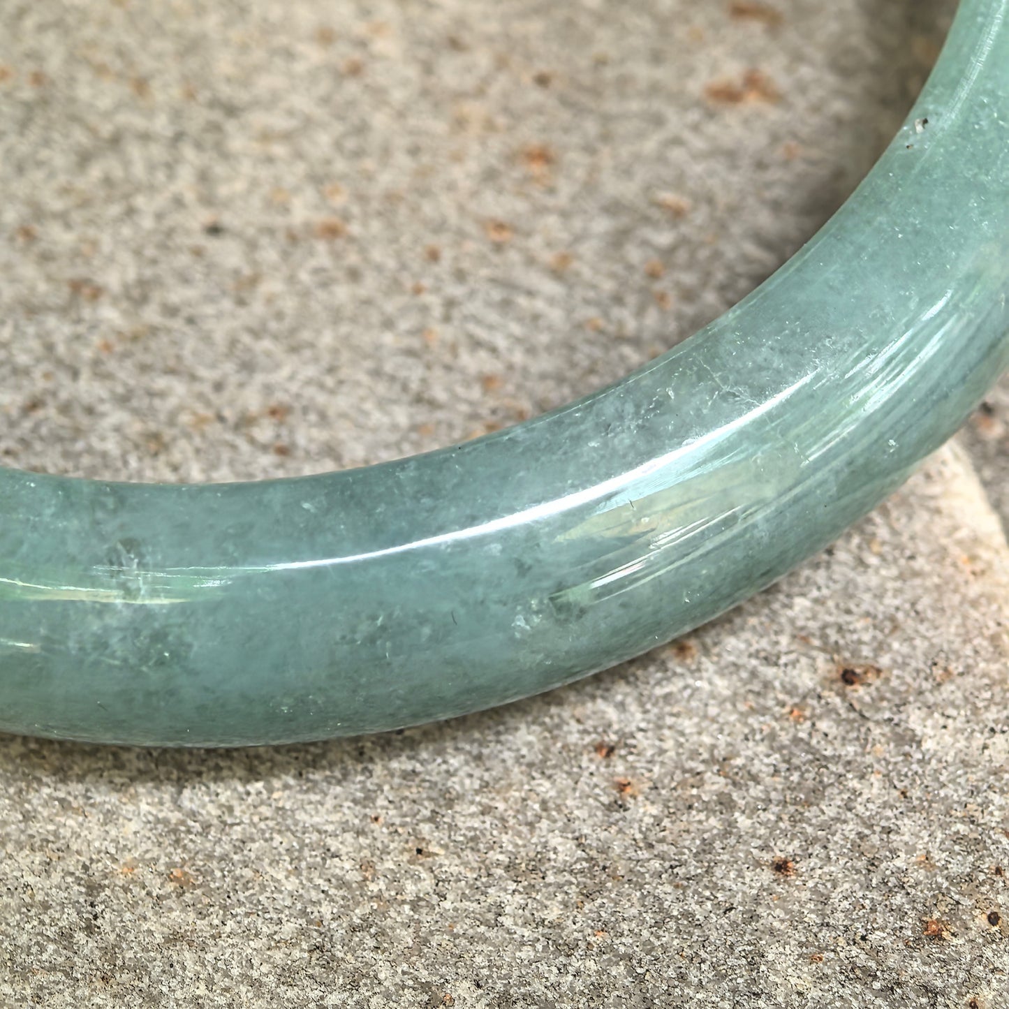 Natural Grade-A Glutinous Oil-Green D-Shape Jadeite Bangle · Burmese Jade 59mm