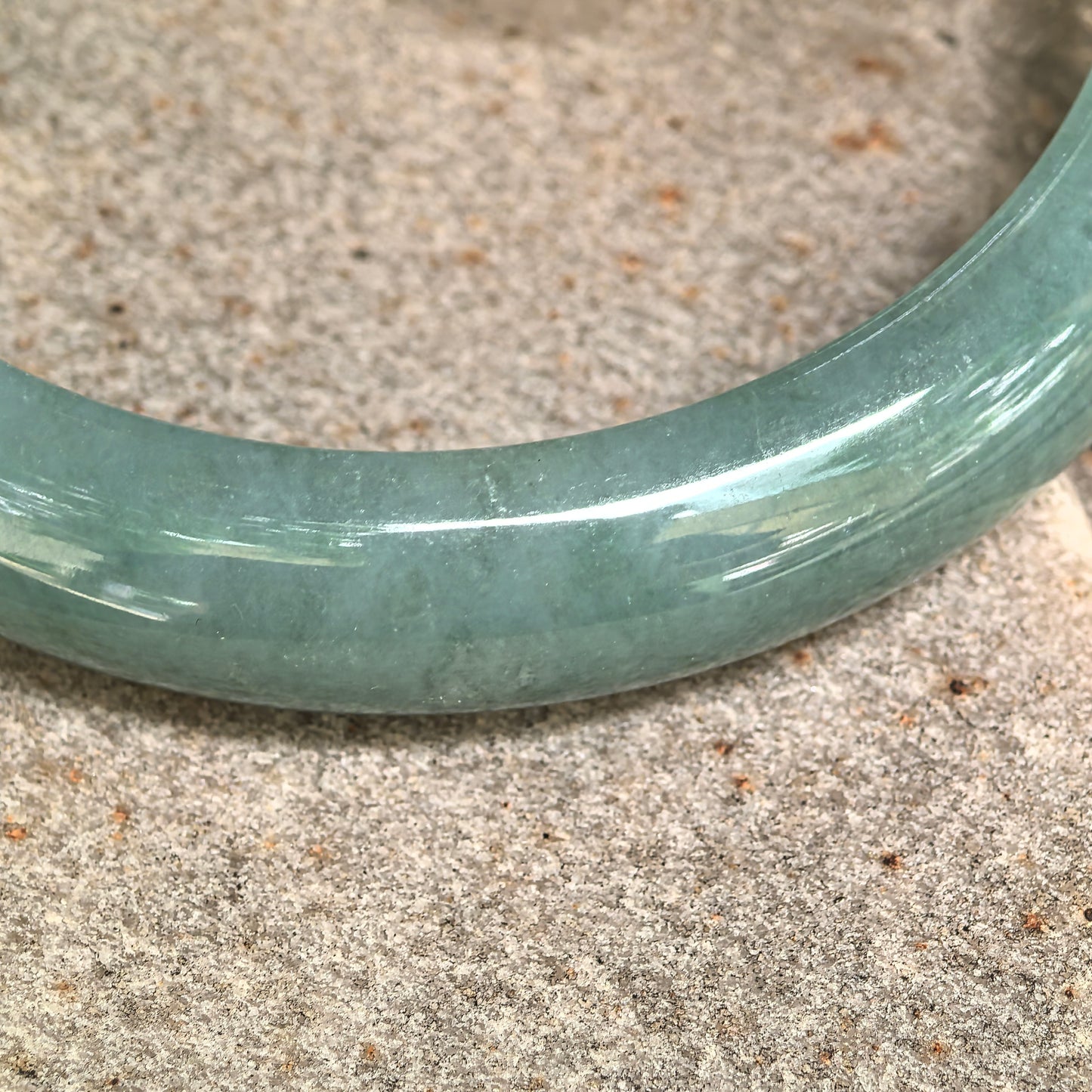 Natural Grade-A Glutinous Oil-Green D-Shape Jadeite Bangle · Burmese Jade 59mm