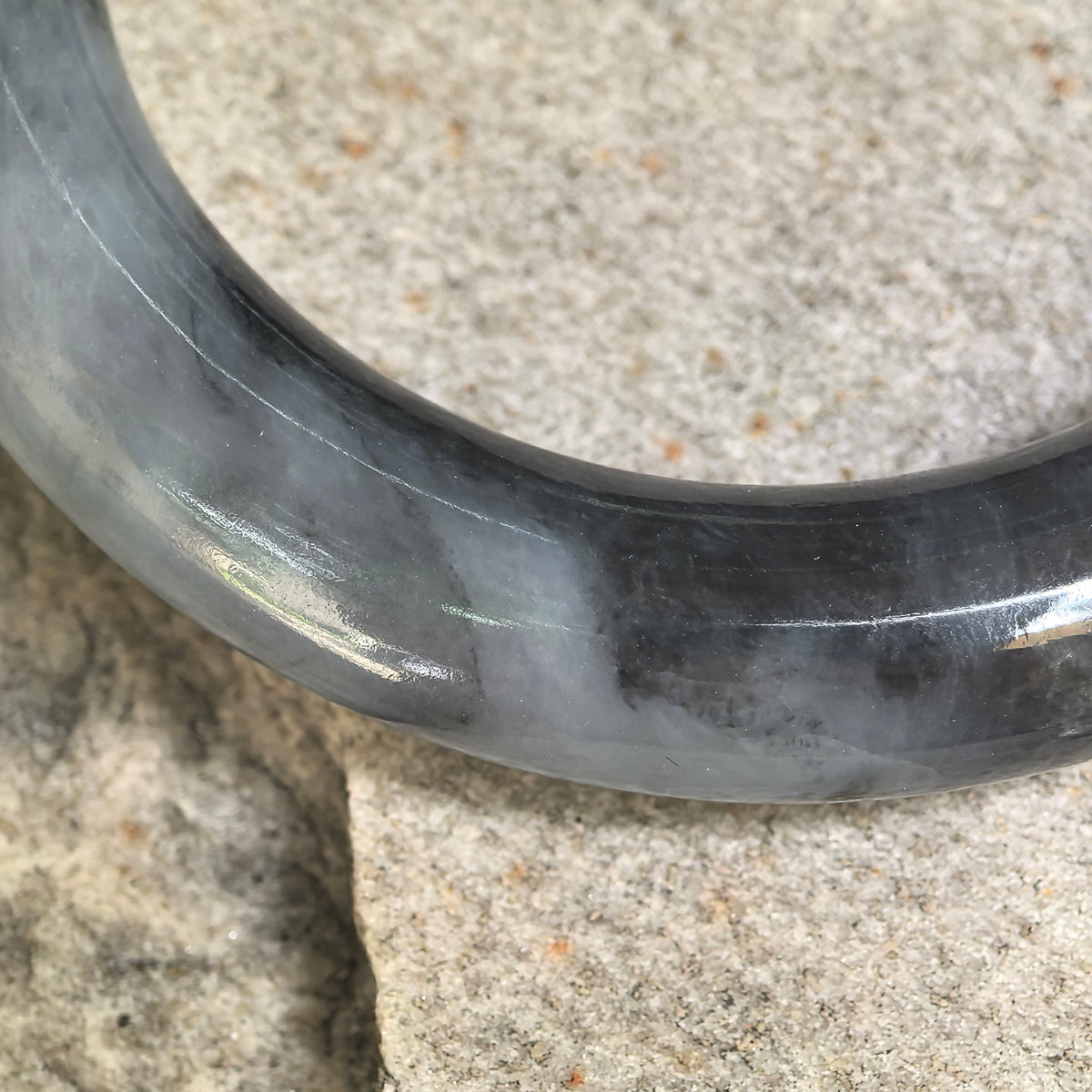 Glutinous Black-Gray Round Jadeite Bangle – 52mm