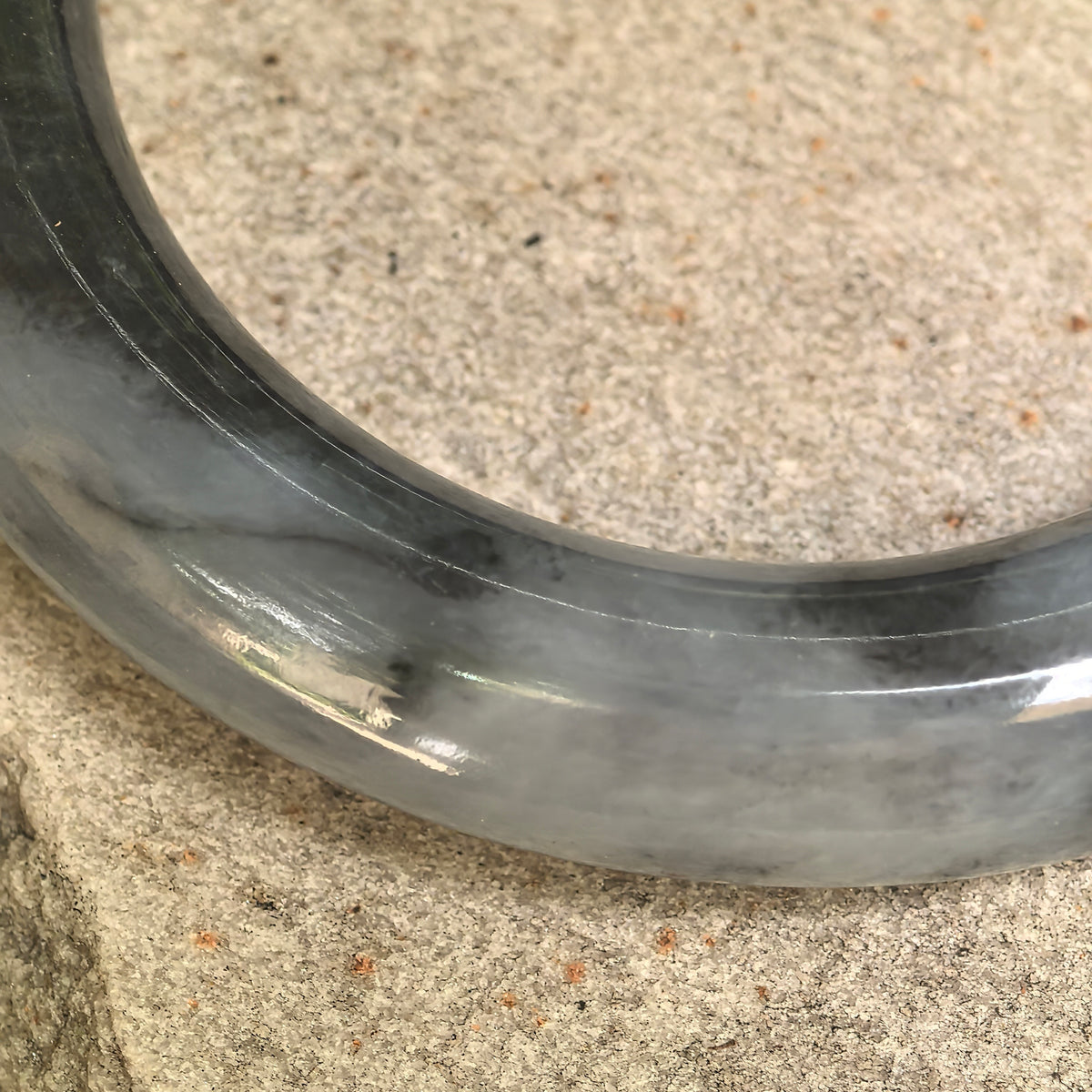 Glutinous Black-Gray Round Jadeite Bangle – 52mm