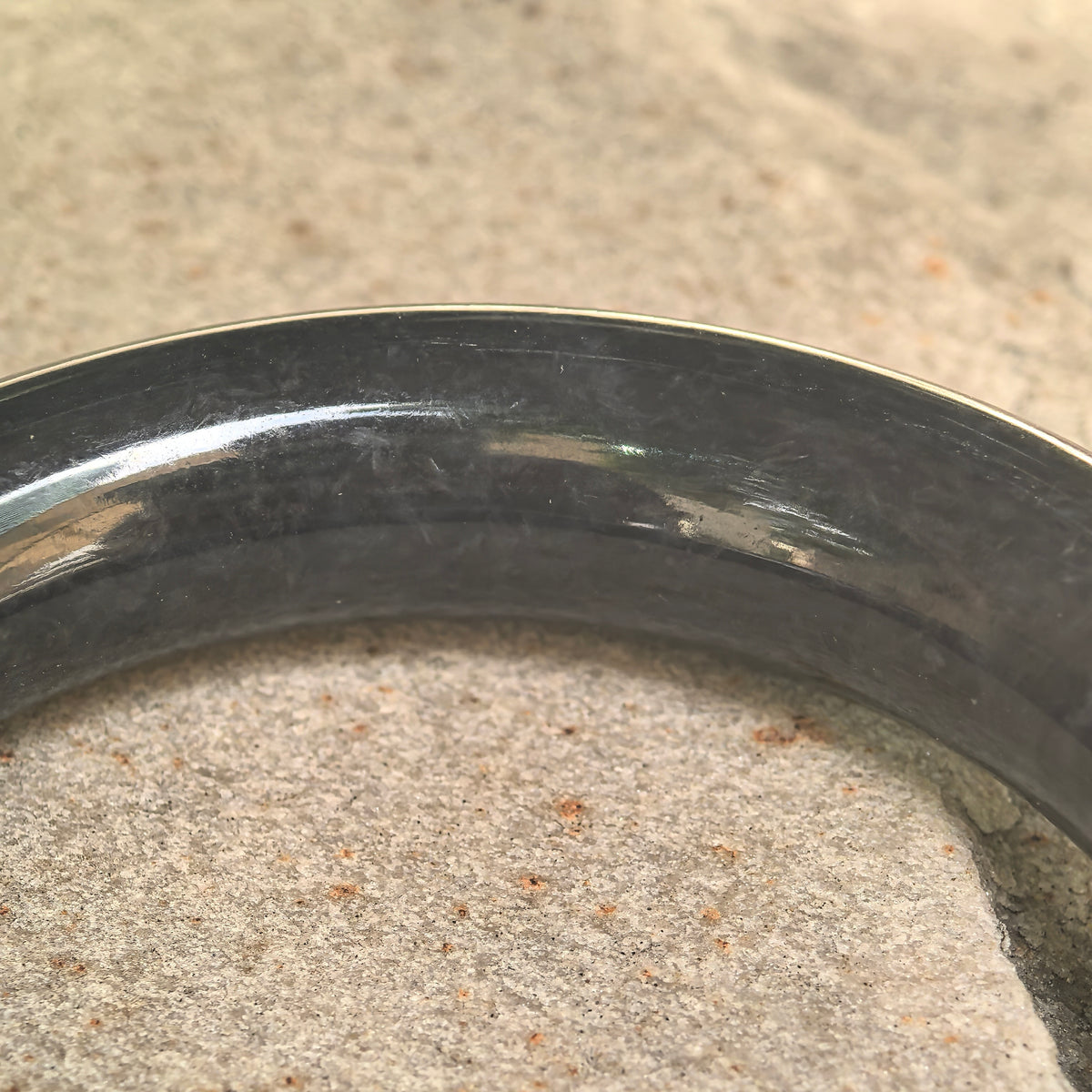 Glutinous Black-Gray Round Jadeite Bangle – 52mm