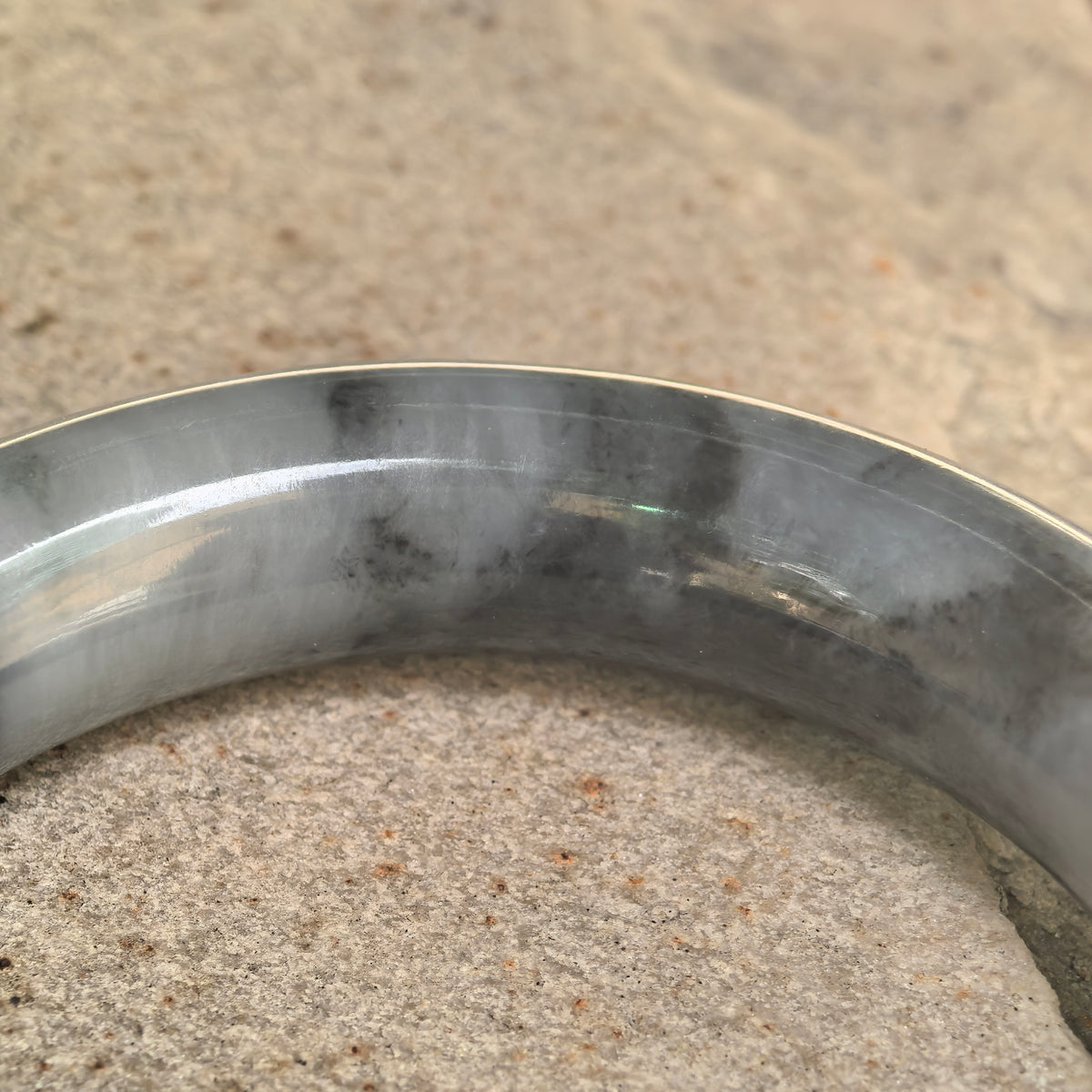Glutinous Black-Gray Round Jadeite Bangle – 52mm