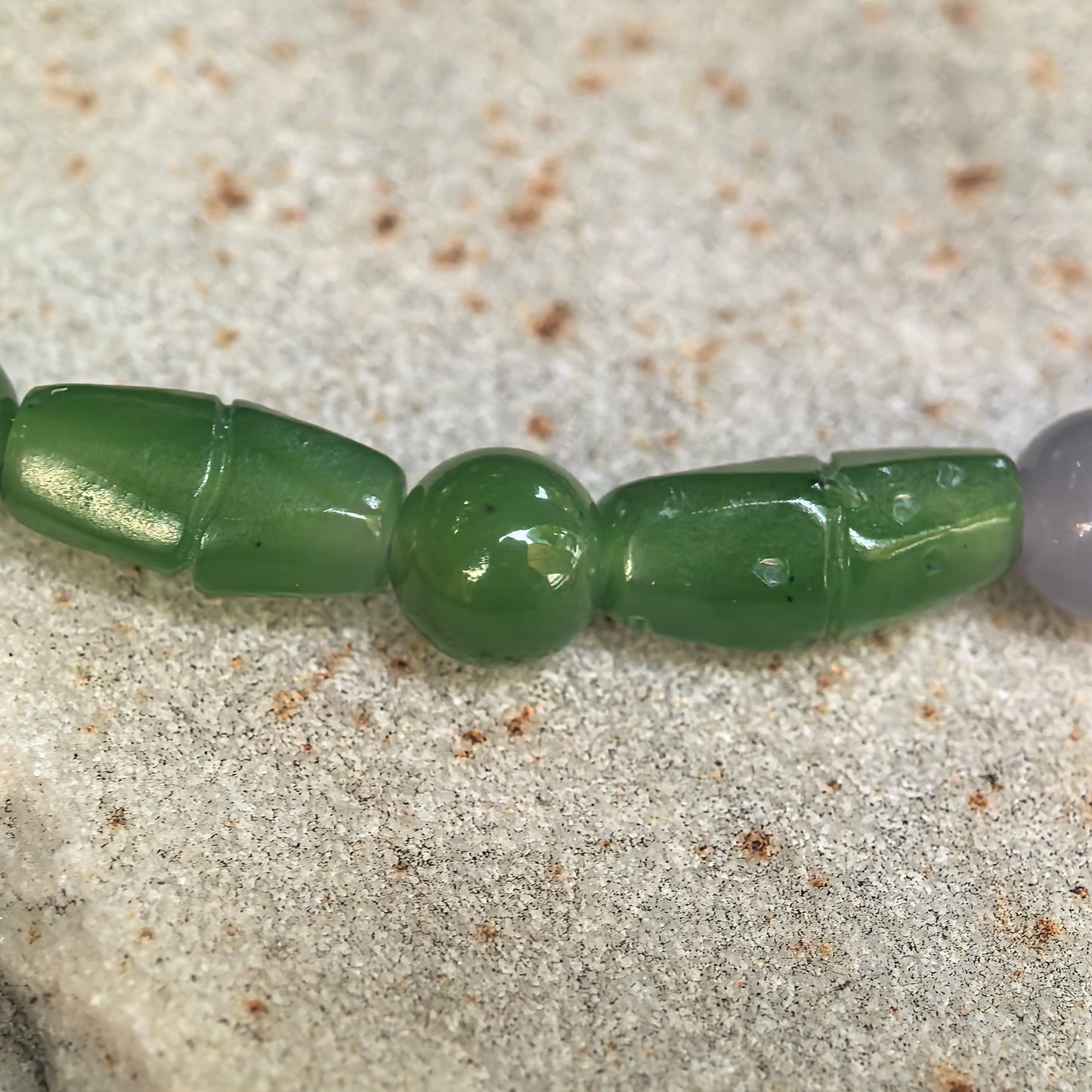 Natural Nephrite Green and Smoky Lavender Mixed-Bead Bracelet · Hetian Jade