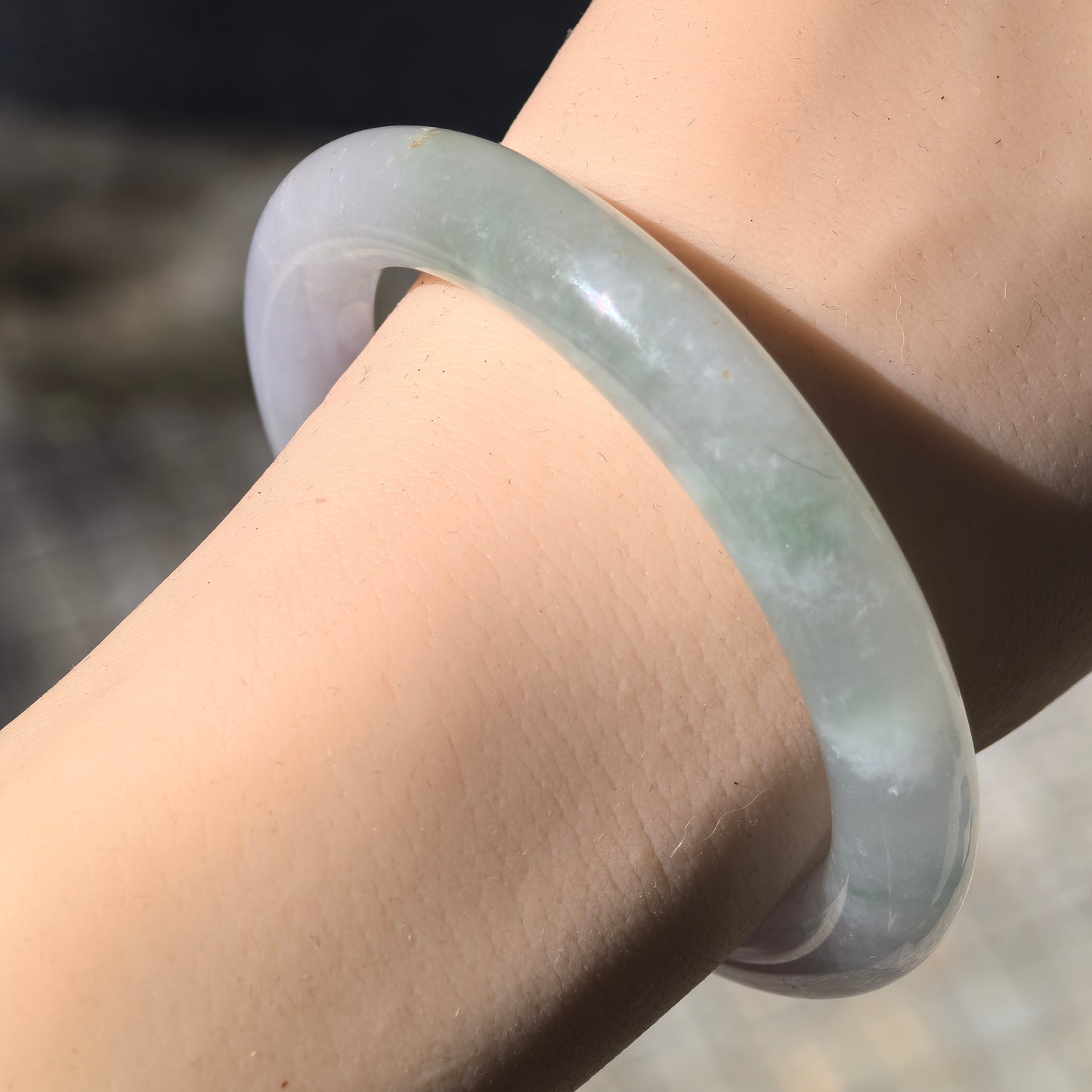 Natural Grade-A Icy Glutinous Lavender Green Round Jadeite Bangle · Burmese Jade 54mm