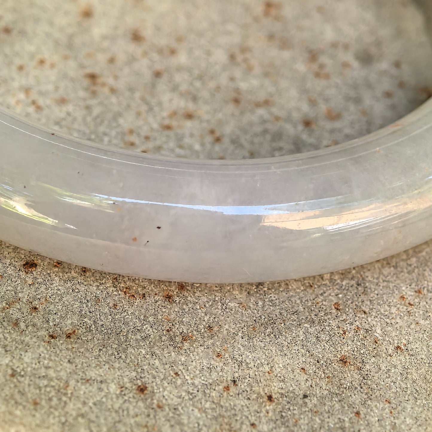Natural Grade-A Icy Glutinous Lavender Green Round Jadeite Bangle · Burmese Jade 54mm