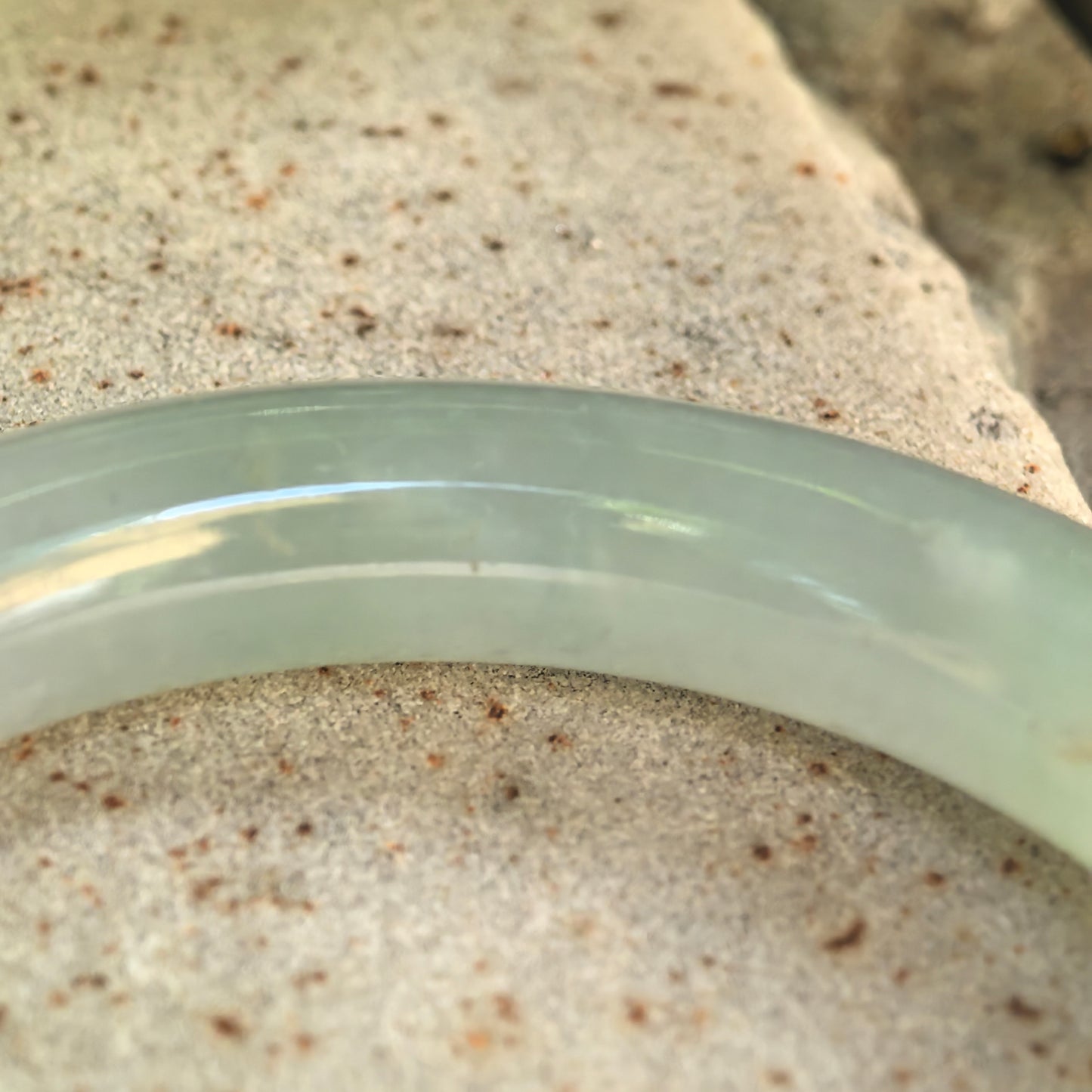 Natural Grade-A Icy Glutinous Lavender Green Round Jadeite Bangle · Burmese Jade 54mm