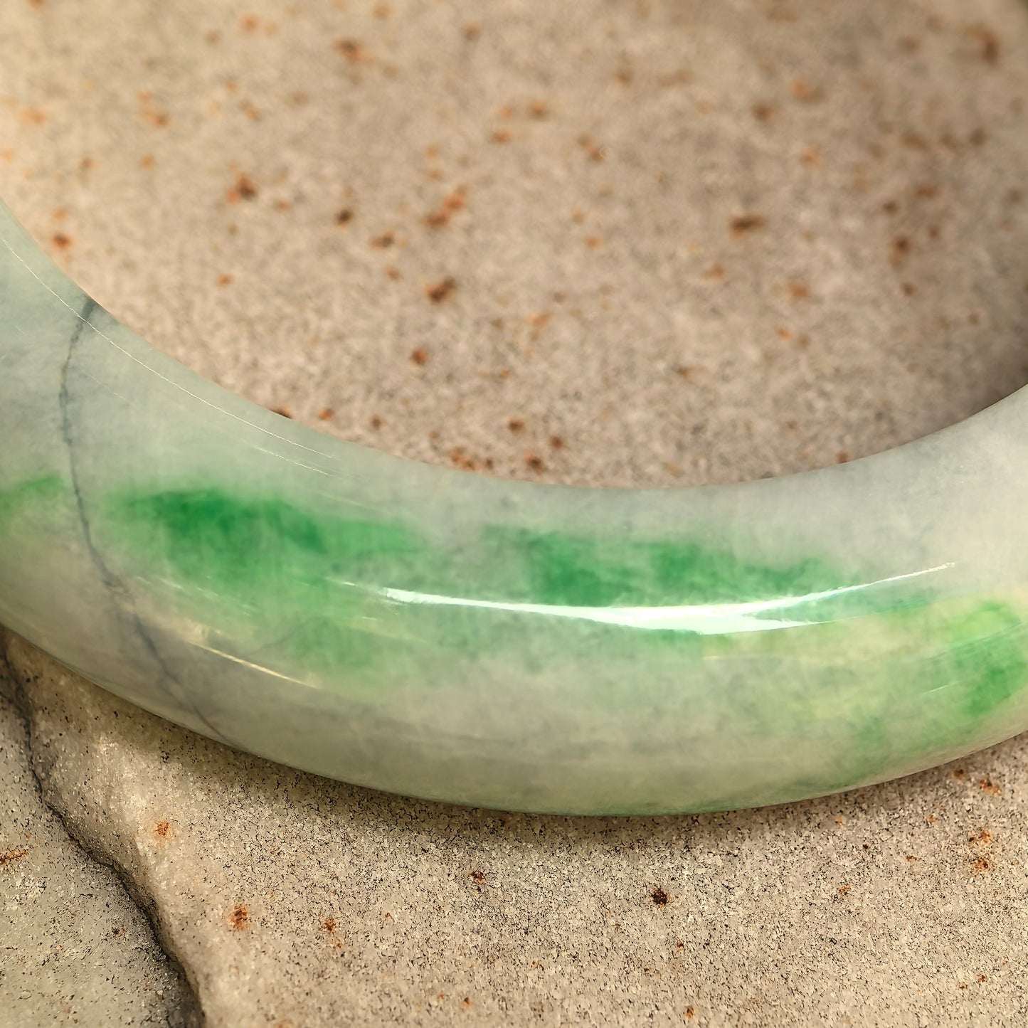 Natural Grade-A Bean-Glutinous Green & White D-Shape Jadeite Bangle · Burmese Jade 55mm