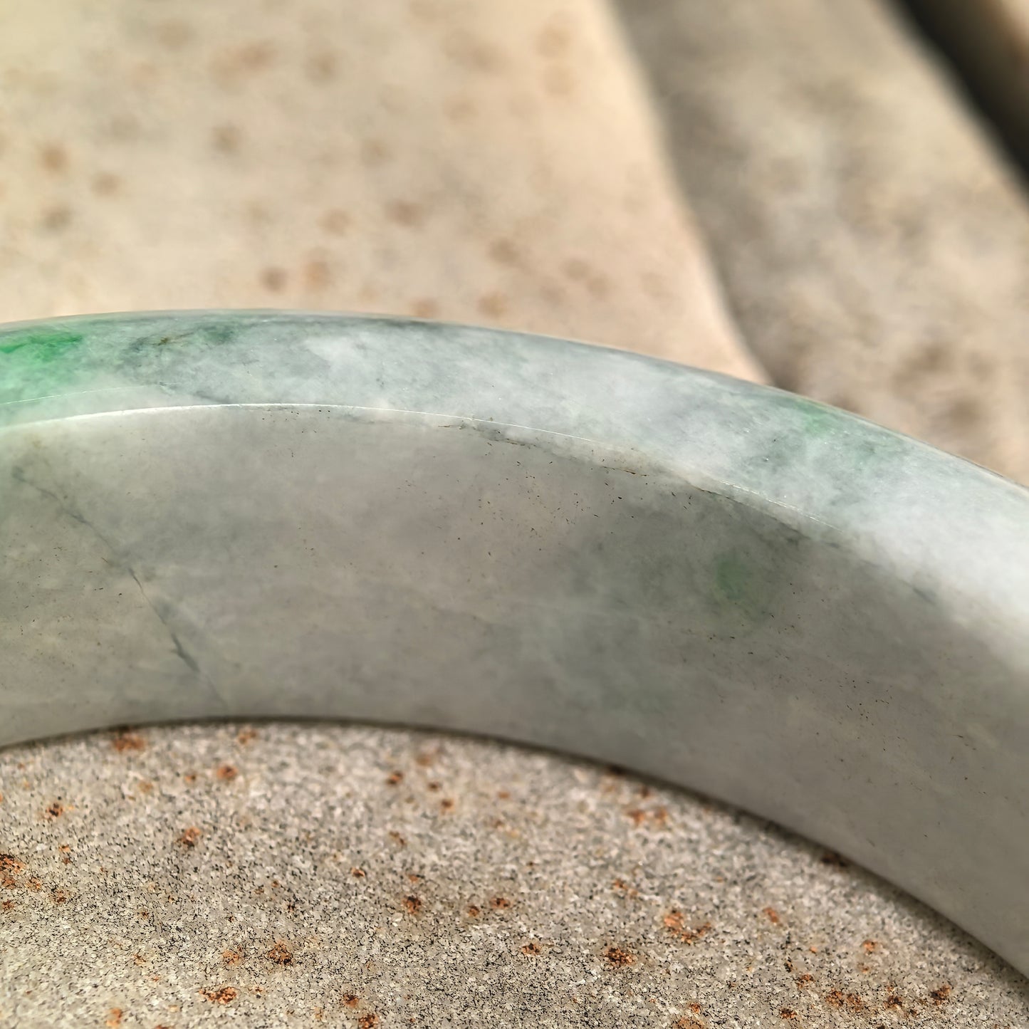 Natural Grade-A Bean-Glutinous Green & White D-Shape Jadeite Bangle · Burmese Jade 55mm