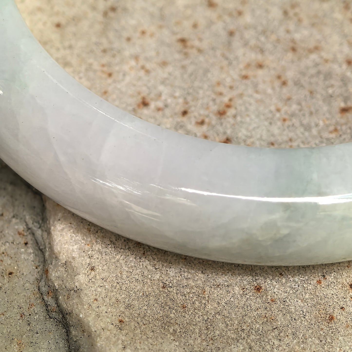 Natural Grade-A Bean-Glutinous Green & White D-Shape Jadeite Bangle · Burmese Jade 58mm