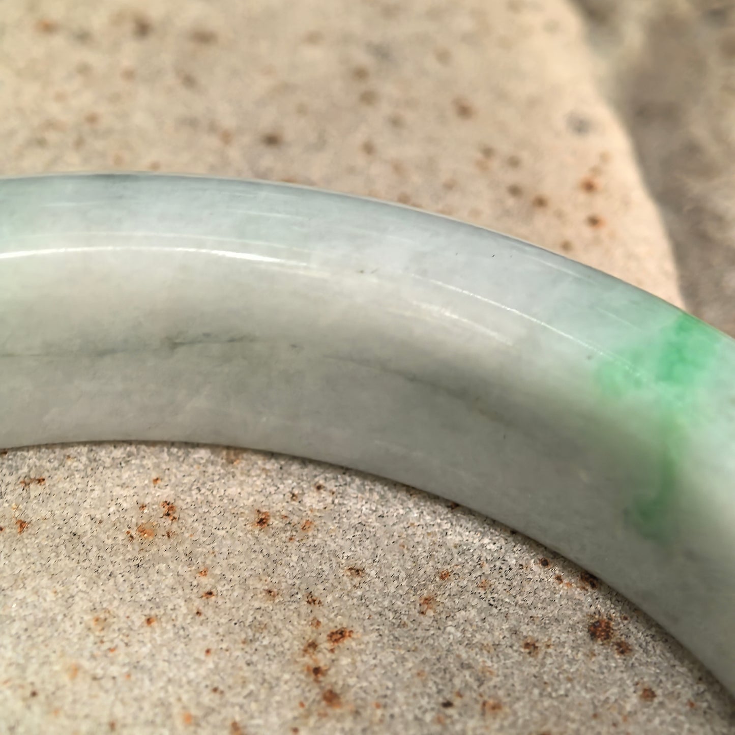 Natural Grade-A Bean-Glutinous Green & White D-Shape Jadeite Bangle · Burmese Jade 58mm
