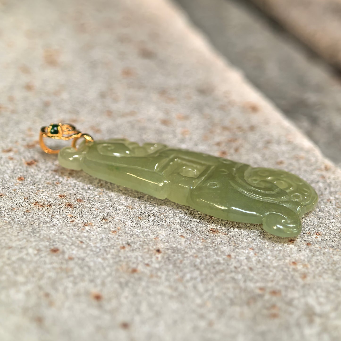 Natural Grade-A Icy Glutinous Yellow-Green Archaic Kui Dragon Jadeite Pendant · Burmese Jade