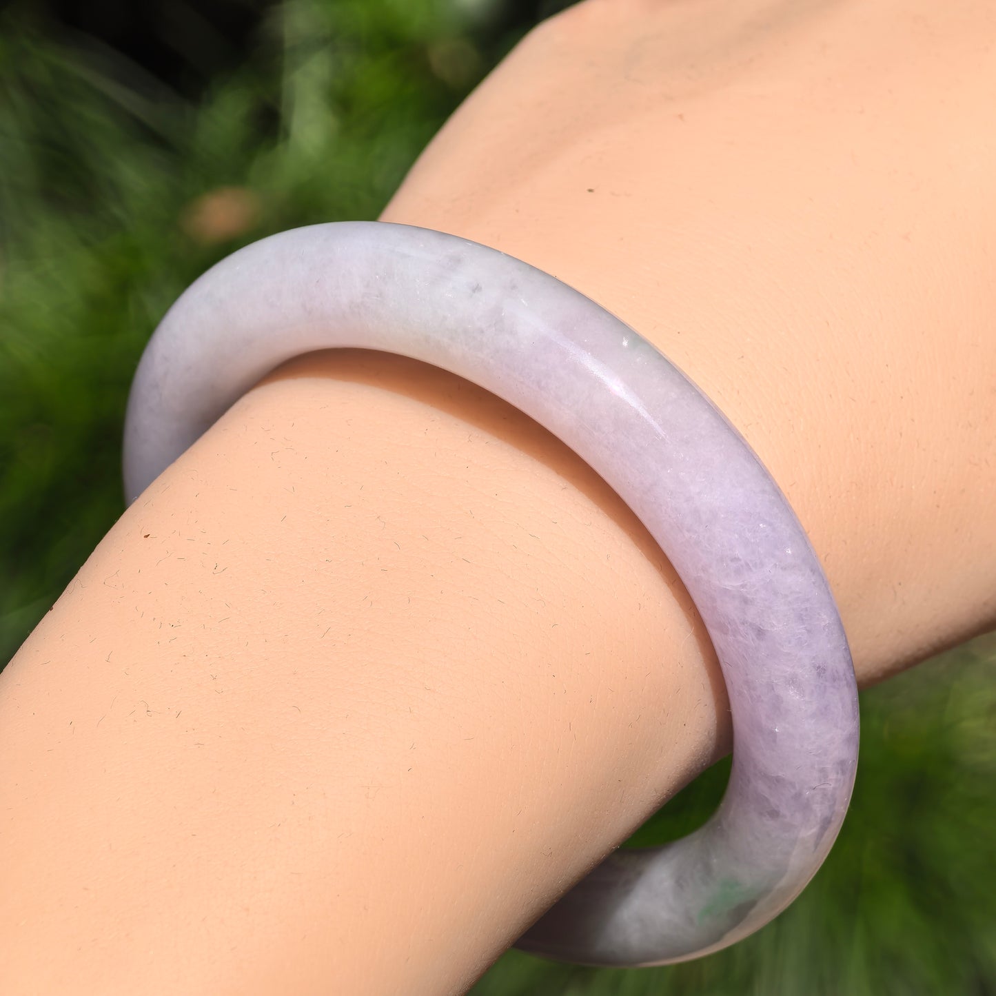 Natural Grade-A Glutinous Light Lavender Round Jadeite Bangle · Burmese Jade 53mm
