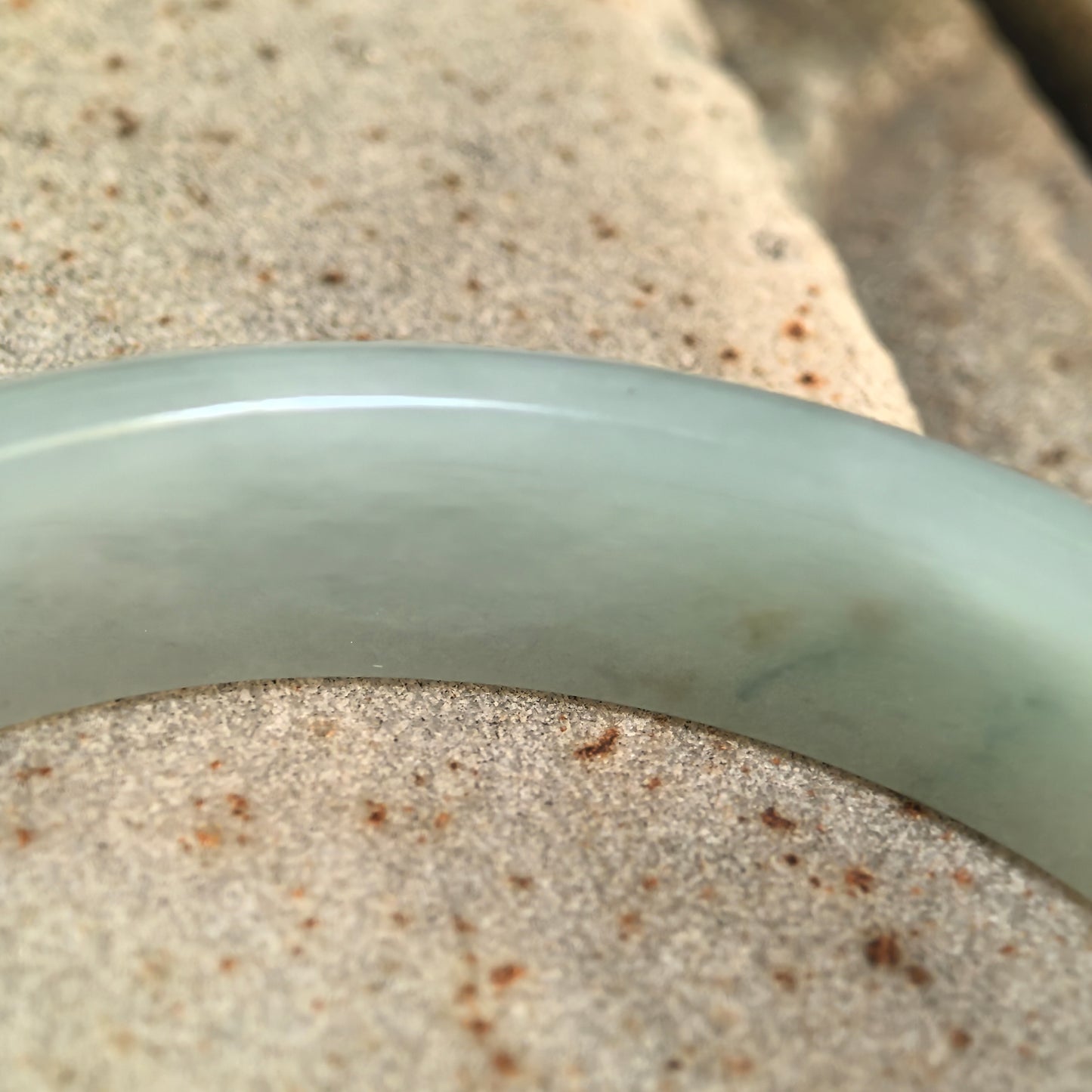 Natural Grade-A Glutinous Light Green D-Shape Jadeite Bangle · Burmese Jade 57mm