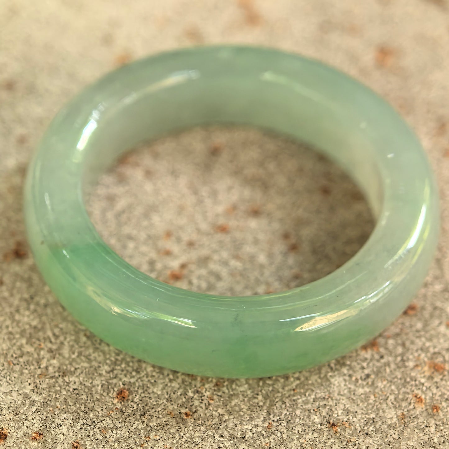 Natural Grade-A Glutinous-Icy Light Green Jadeite Ring · Burmese Jade US7.75