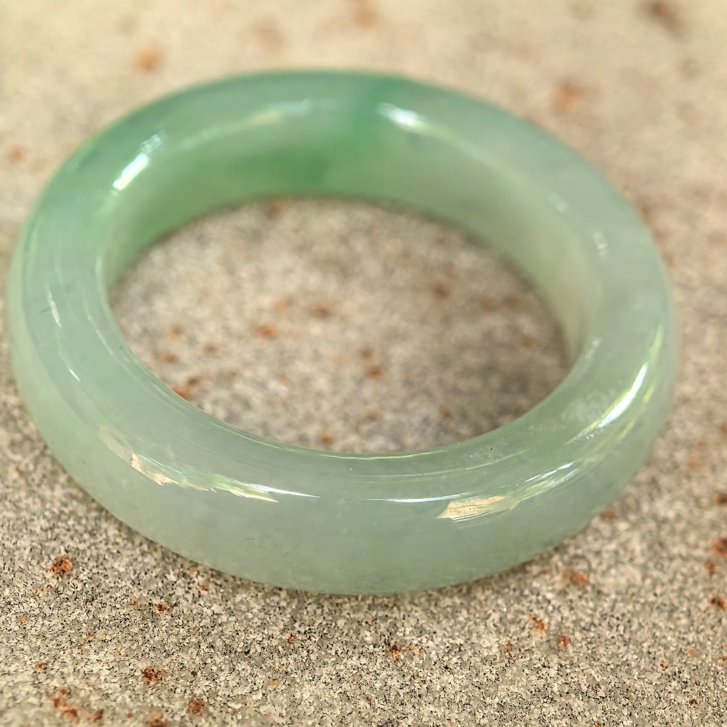 Natural Grade-A Glutinous-Icy Light Green Jadeite Ring · Burmese Jade US7.75