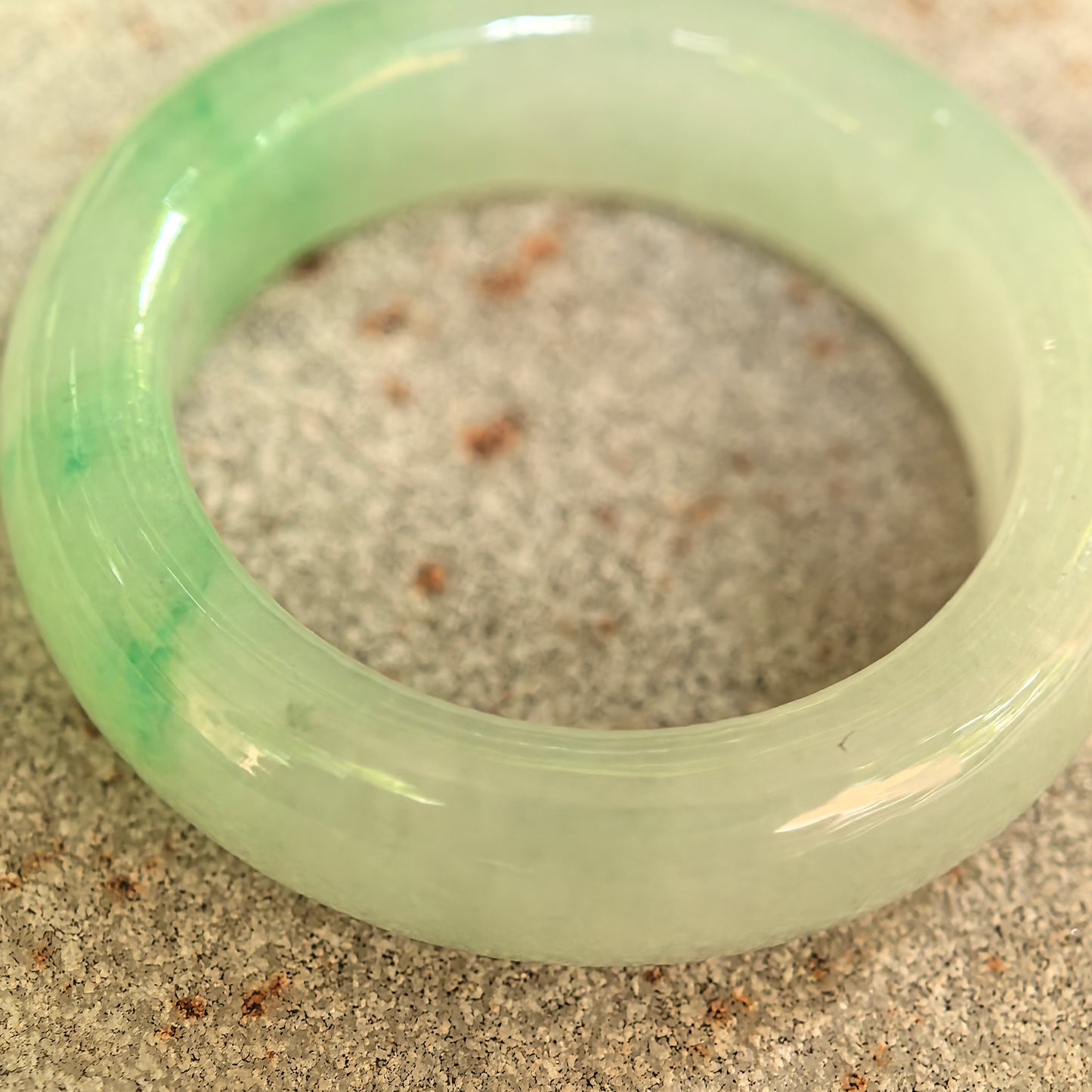 Natural Grade-A Icy Glutinous Light Green Jadeite Ring Band · Burmese Jade US7.25