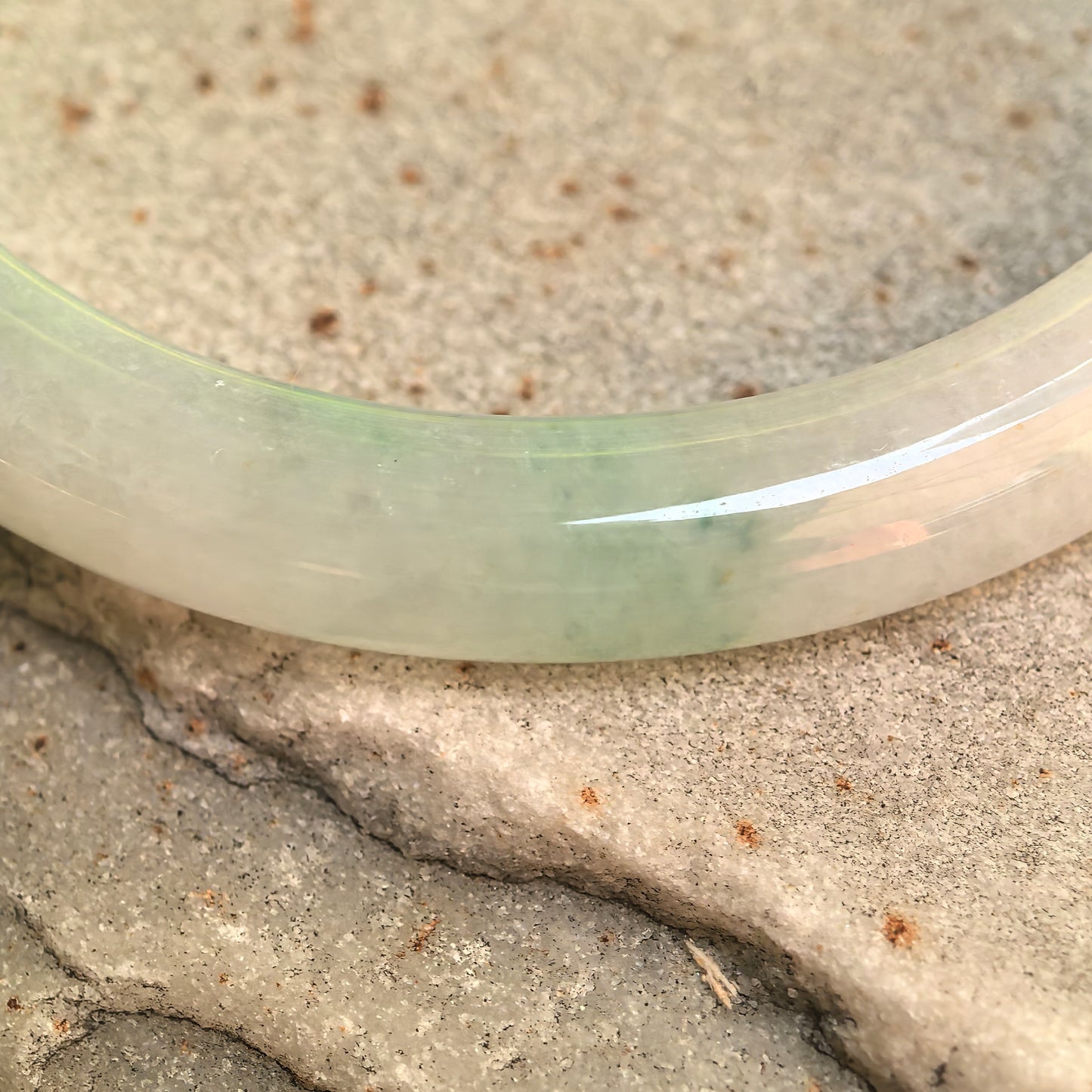 Natural Grade-A Glutinous White-Base Green D-Shape Jadeite Bangle · Burmese Jade 50mm