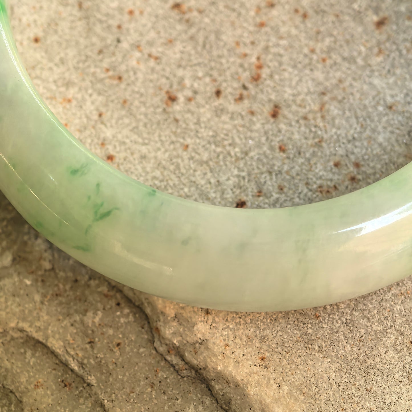 Natural Grade-A Glutinous White-Base Green Oval Jadeite Bangle · Burmese Jade 51mm