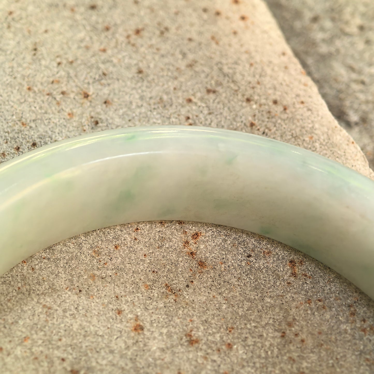 Natural Grade-A Glutinous White-Base Green Oval Jadeite Bangle · Burmese Jade 51mm