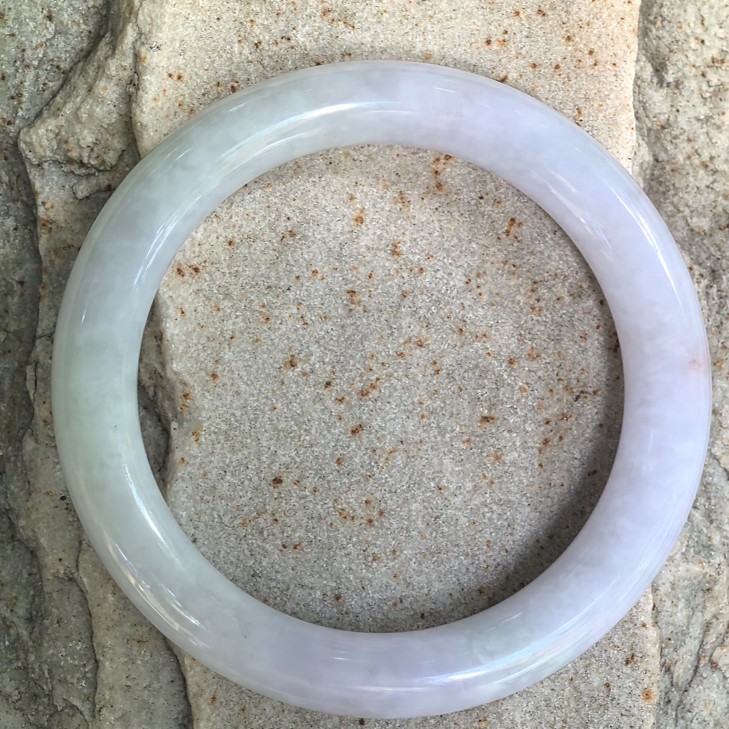 Natural Grade-A Glutinous Pale Lavender & Green Round Jadeite Bangle · Burmese Jade 55mm