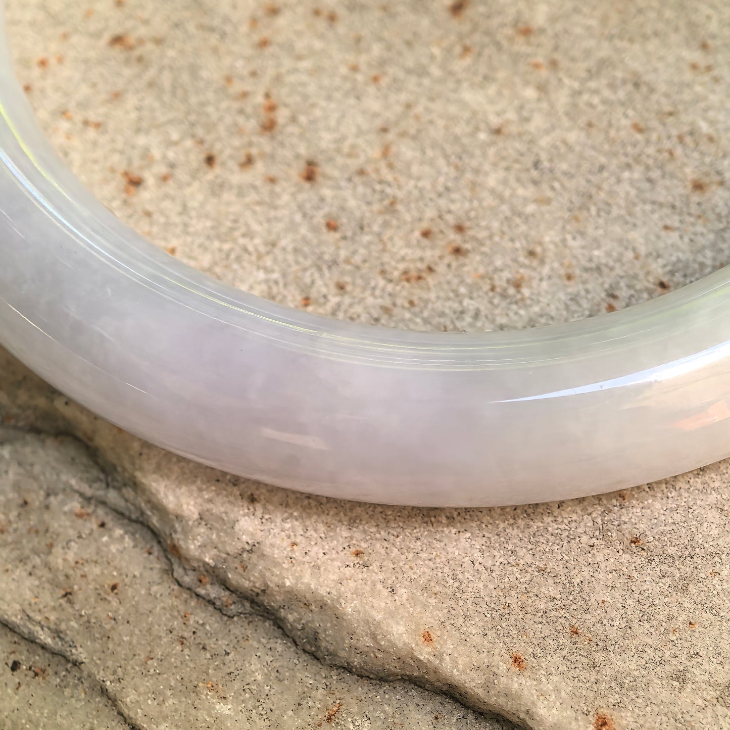 Natural Grade-A Glutinous Pale Lavender & Green Round Jadeite Bangle · Burmese Jade 55mm
