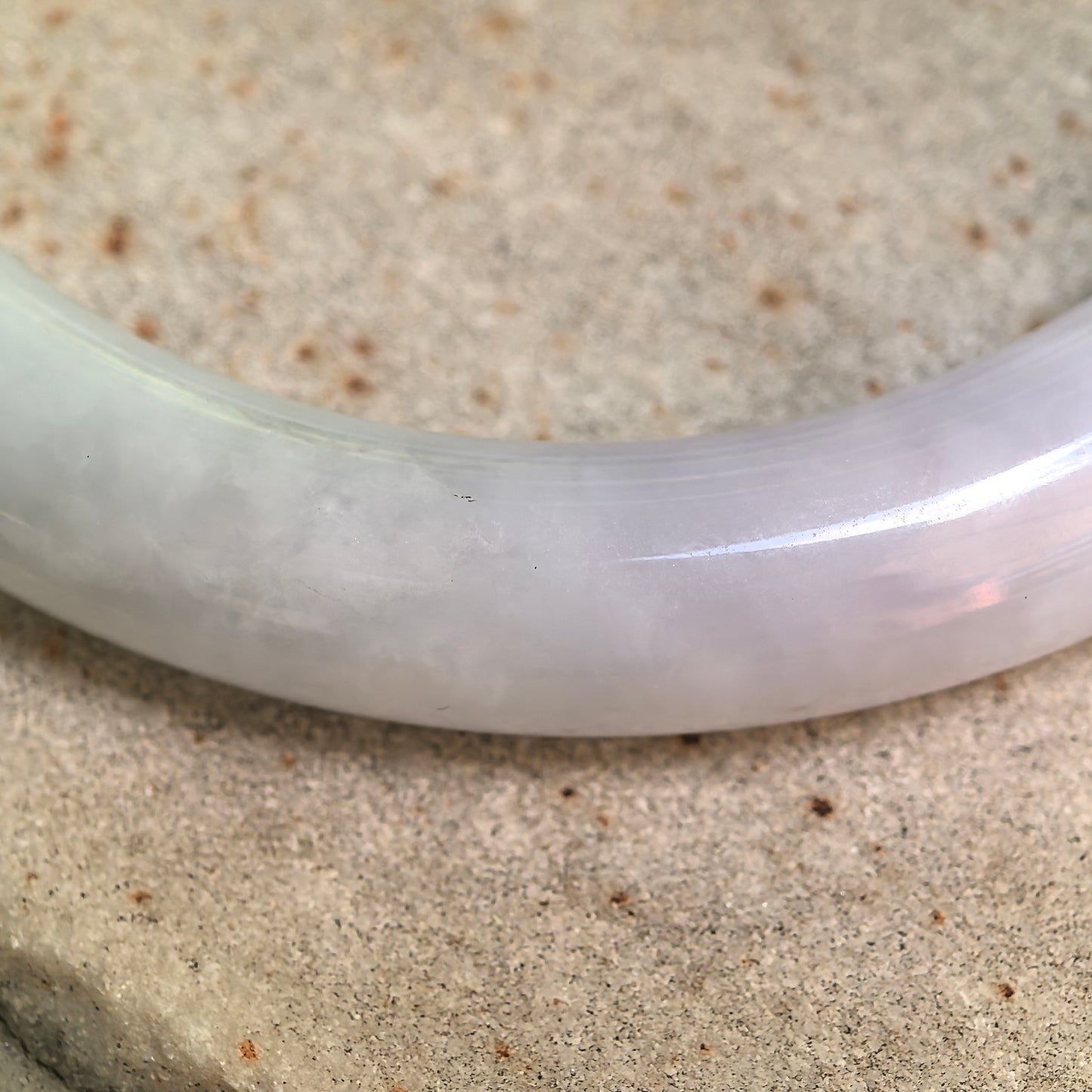 Natural Grade-A Glutinous Pale Lavender & Green Round Jadeite Bangle · Burmese Jade 55mm