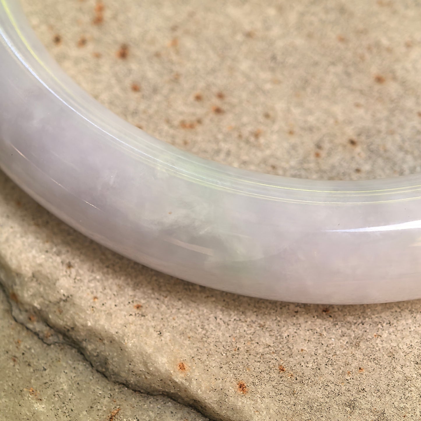 Natural Grade-A Glutinous Pale Lavender & Green Round Jadeite Bangle · Burmese Jade 55mm