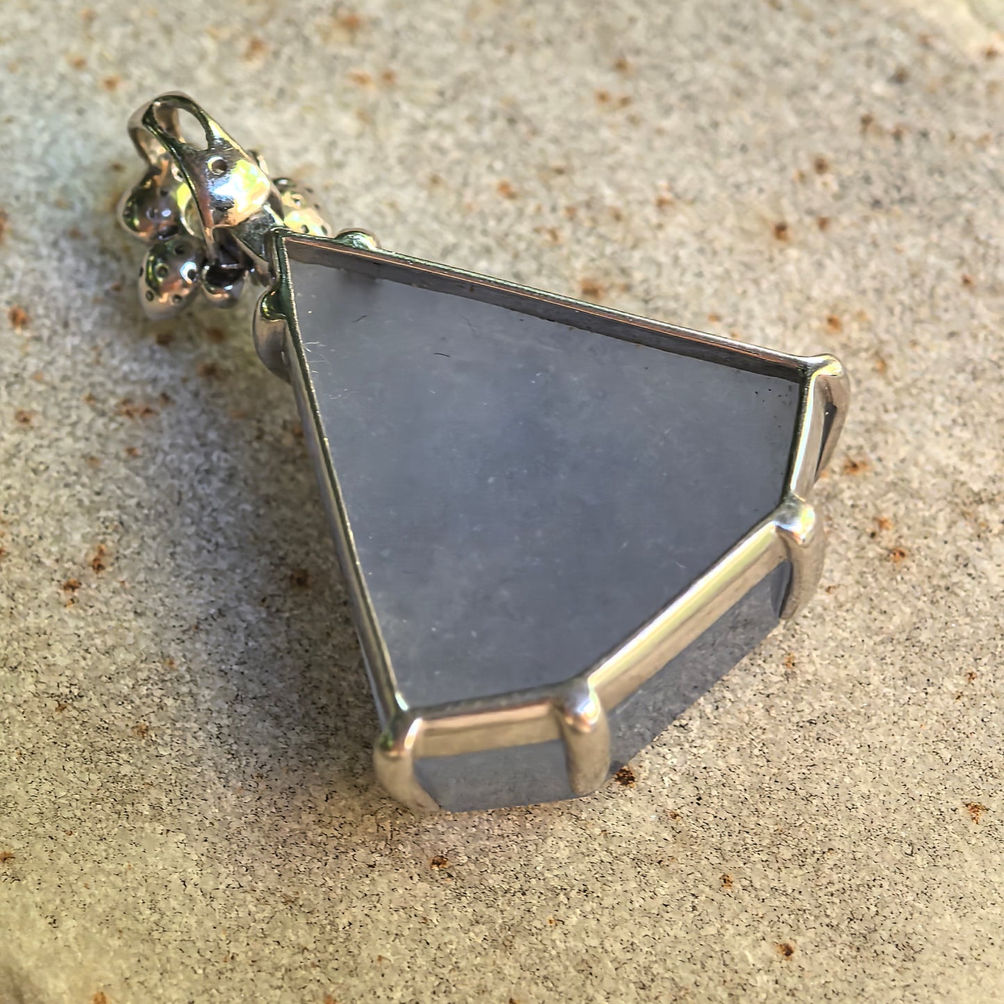 Natural Grade-A Icy Glutinous Lavender Triangular Jadeite Pendant · Burmese Jade
