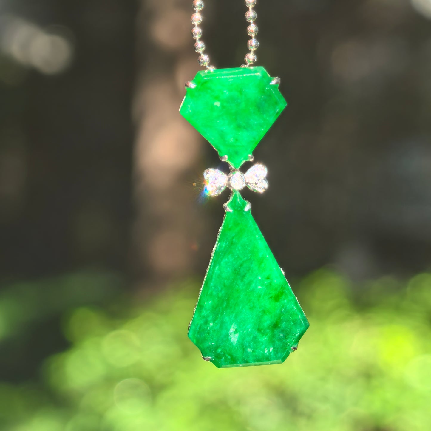 Natural Grade-A Icy Glutinous Green Bow-Tie Jadeite Pendant · Burmese Jade