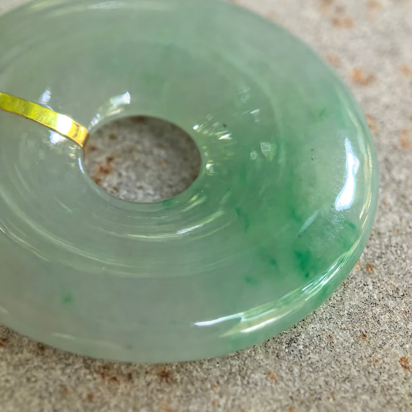 Natural Grade-A Icy Glutinous Floating Green Donut Jadeite Pendant · Burmese Jade