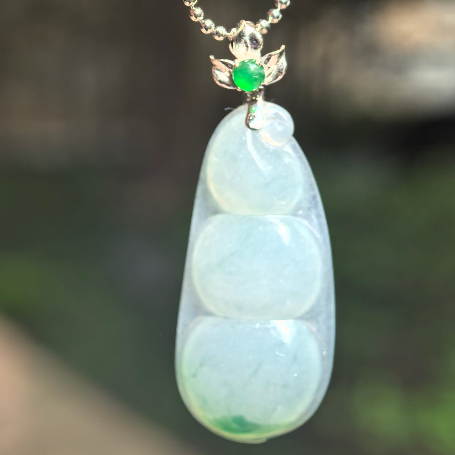 Natural Grade-A Icy Glutinous Light Green Bean Jadeite Pendant · Burmese Jade