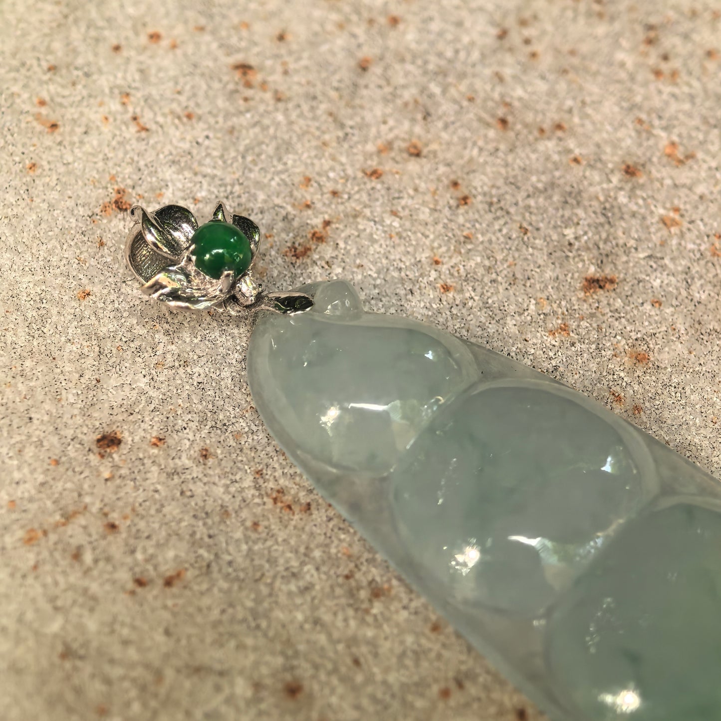 Natural Grade-A Icy Glutinous Light Green Bean Jadeite Pendant · Burmese Jade