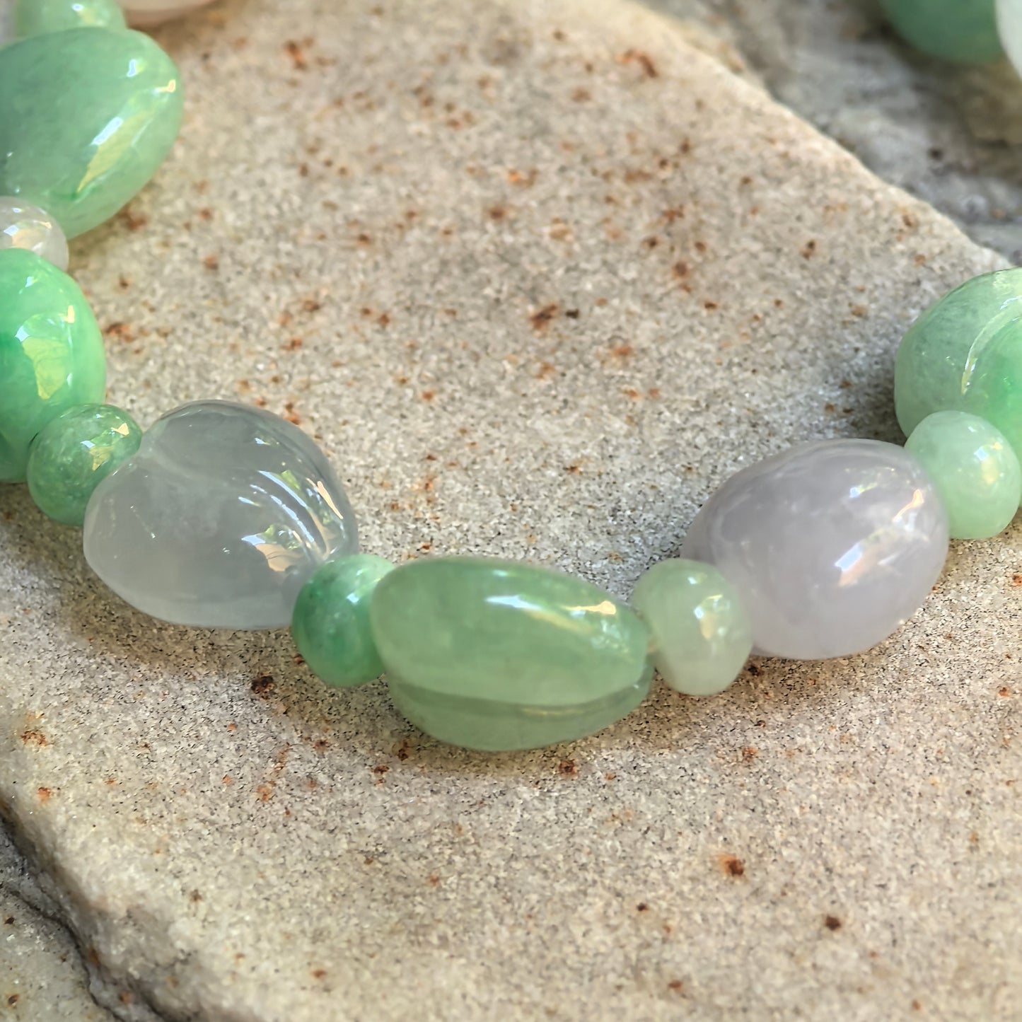 Natural Grade-A Glutinous Multicolor Peach-Shaped Jadeite Bracelet · Burmese Jade 11mm