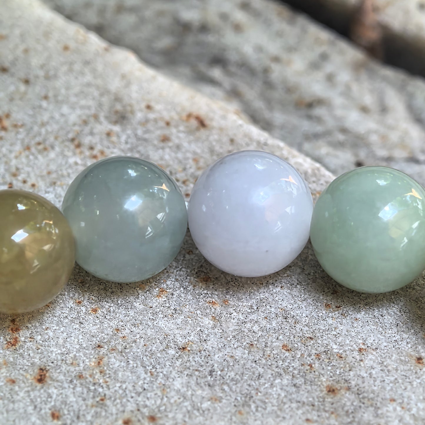 Natural Grade-A Icy Glutinous Multicolor Round-Bead Jadeite Bracelet · Burmese Jade 10mm