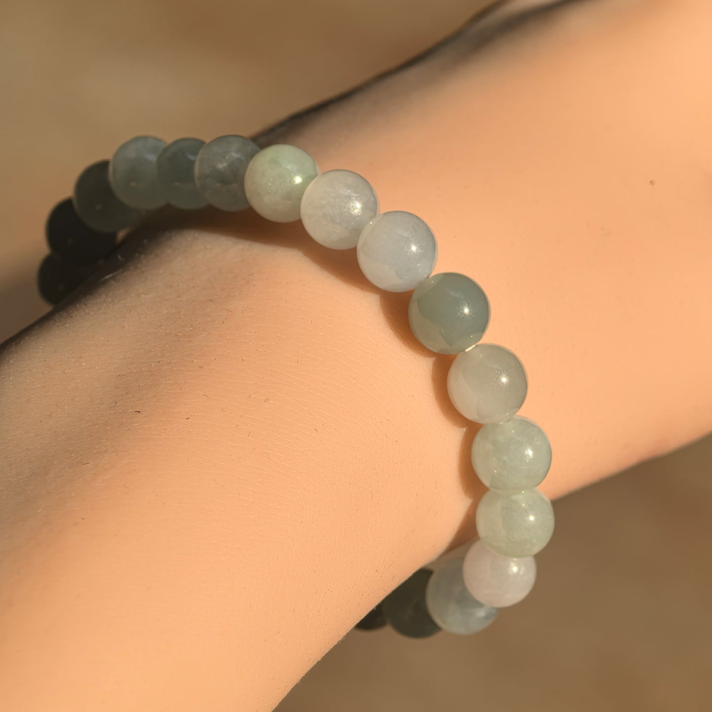 Natural Grade-A Icy Glutinous Light Green Jadeite Bead Bracelet · Burmese Jade 8mm