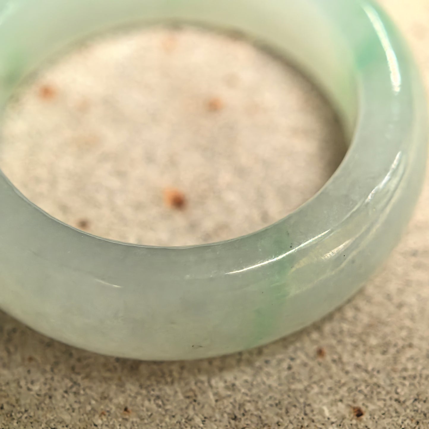 Natural Grade-A Icy Glutinous Light Green Rounded Jadeite Ring Band · Burmese Jade US6.25