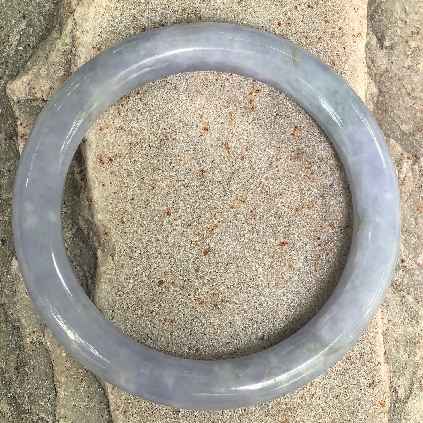 Natural Grade-A Glutinous Blue-Lavender Round Jadeite Bangle · Burmese Jade 56mm