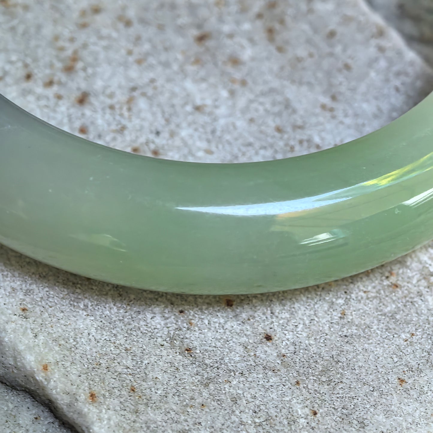 Smoky Purple & Celadon Green Two-tone D-Shape Nephrite Bangle – 54mm