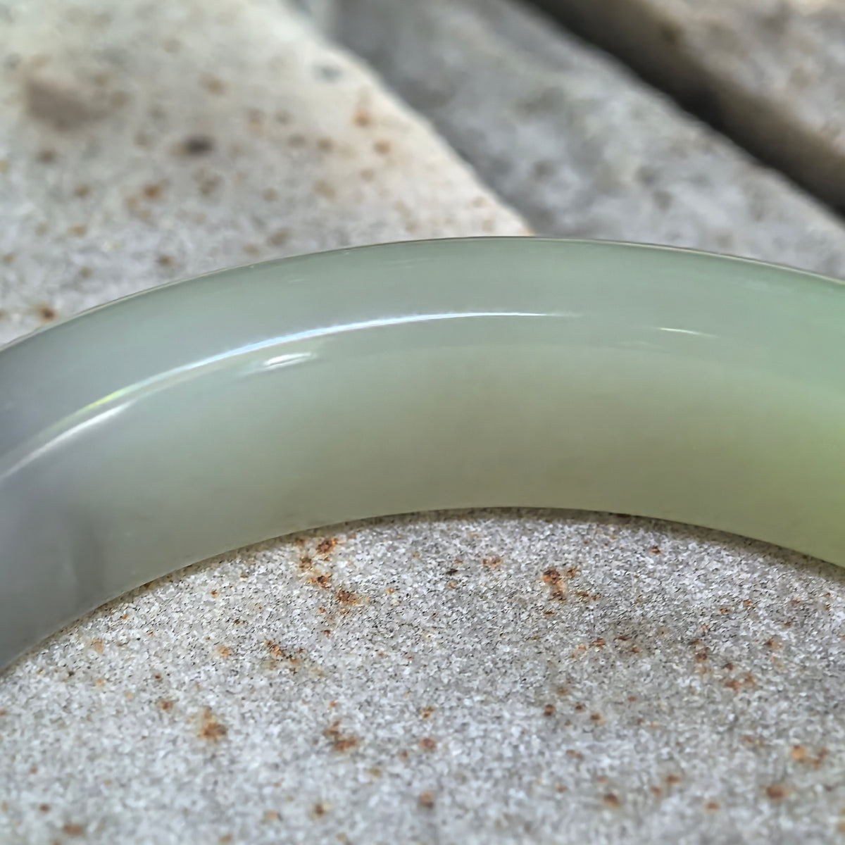 Smoky Purple & Celadon Green Two-tone D-Shape Nephrite Bangle – 54mm