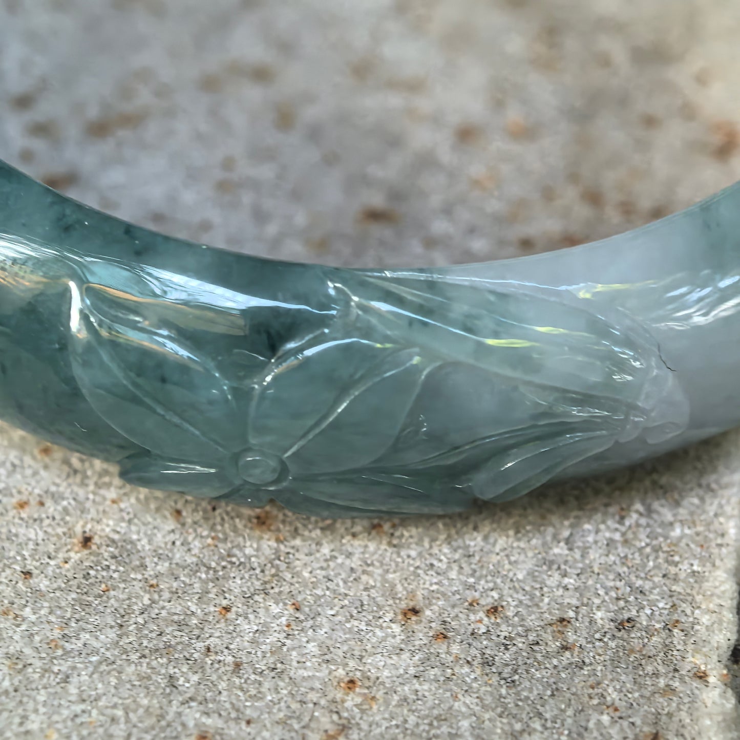 Natural Grade-A Glutinous Green Floating Flower Carved Oval Jadeite Bangle · Burmese Jade 50mm