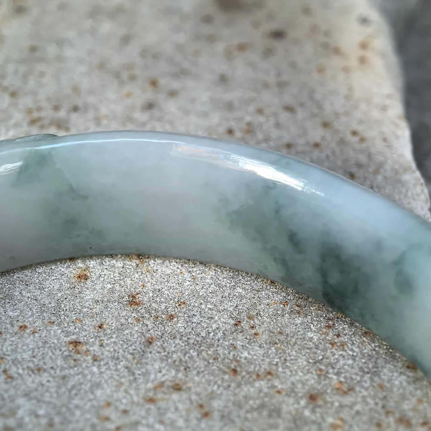 Natural Grade-A Glutinous Green Floating Flower Carved Oval Jadeite Bangle · Burmese Jade 50mm