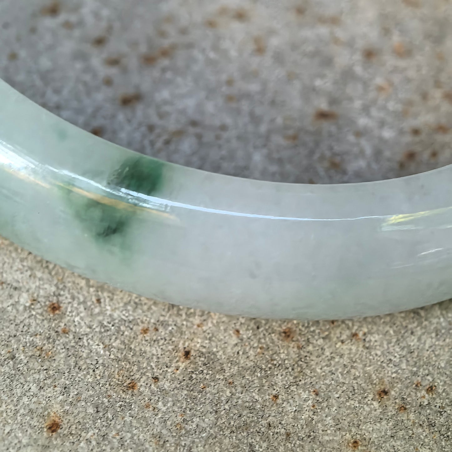 Natural Grade-A Fine Glutinous Green Floating Flower Oval Jadeite Bangle · Burmese Jade 51mm