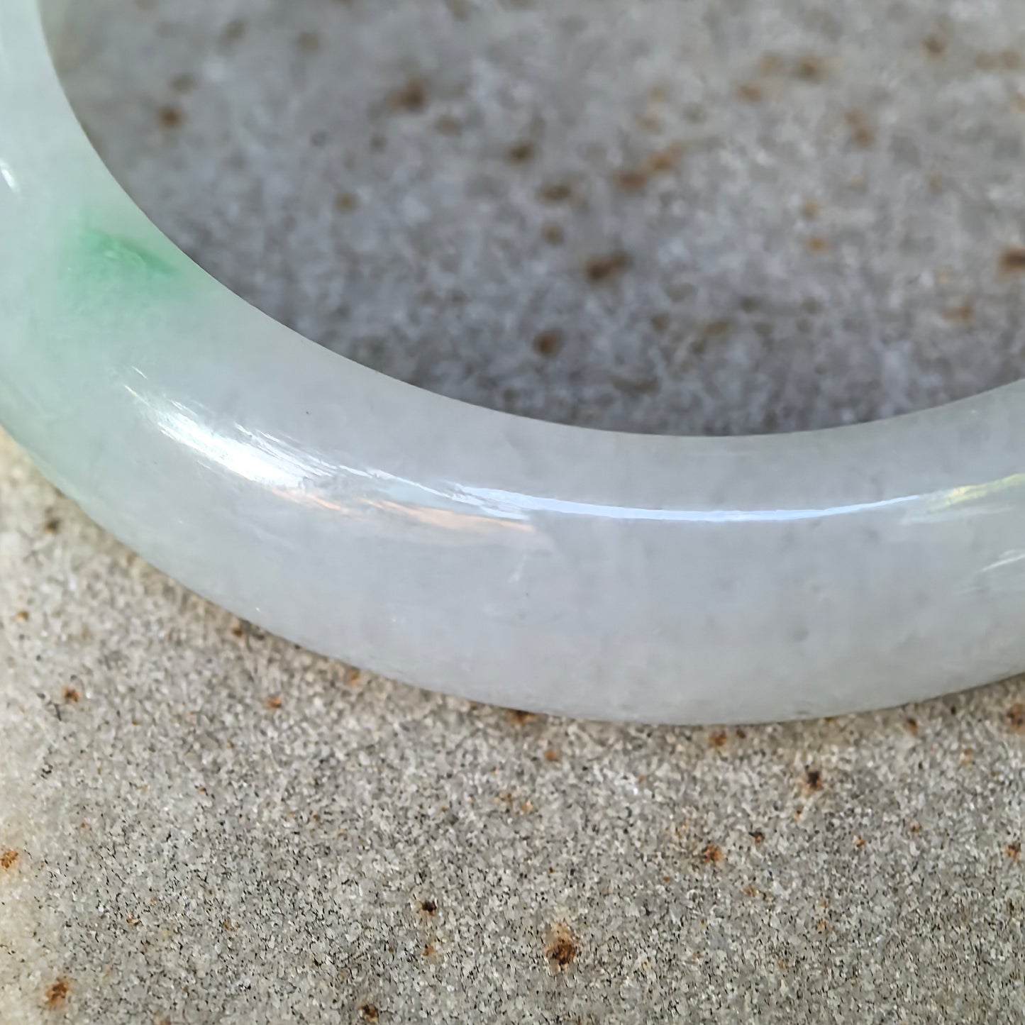 Natural Grade-A Fine Glutinous Green Floating Flower Oval Jadeite Bangle · Burmese Jade 51mm