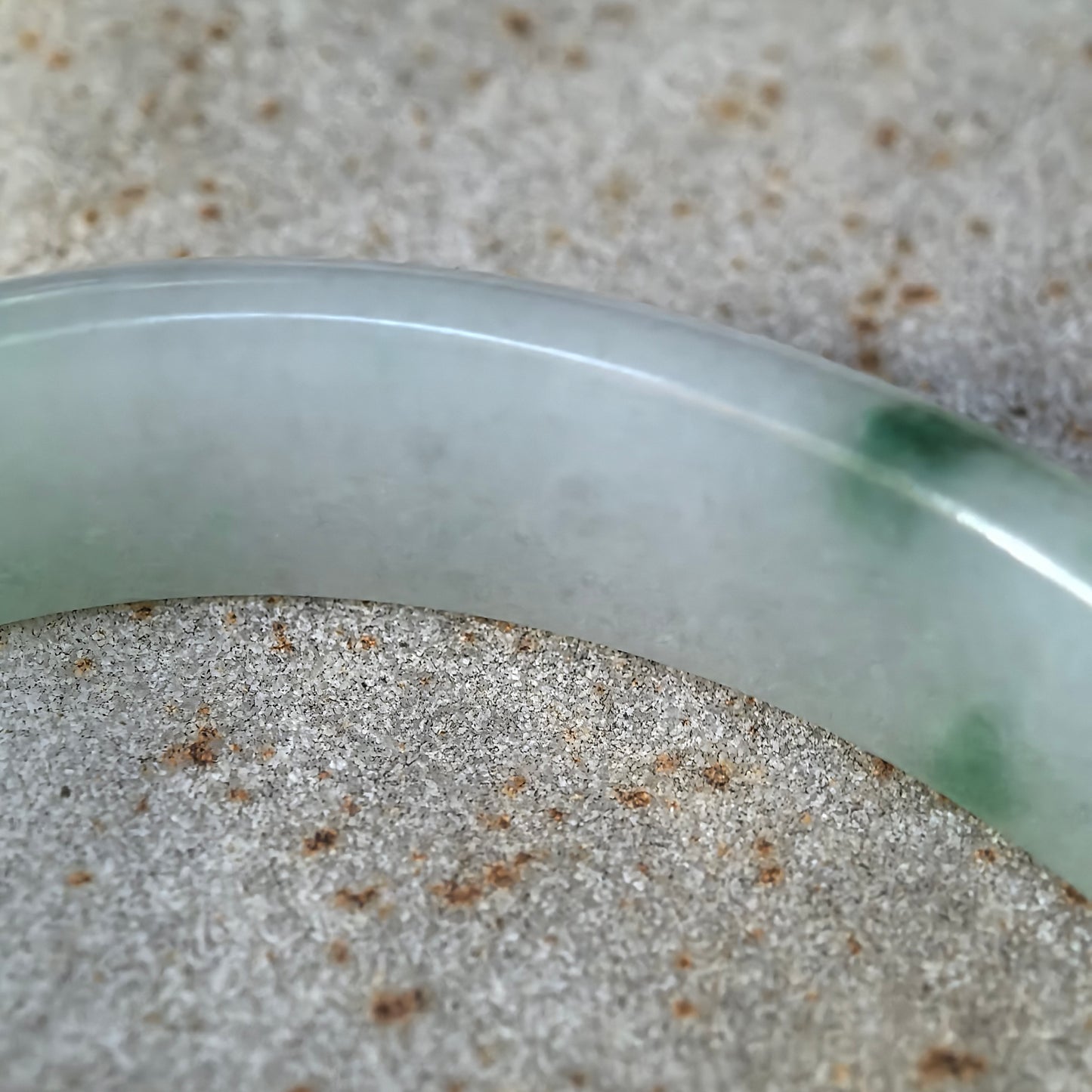 Natural Grade-A Fine Glutinous Green Floating Flower Oval Jadeite Bangle · Burmese Jade 51mm